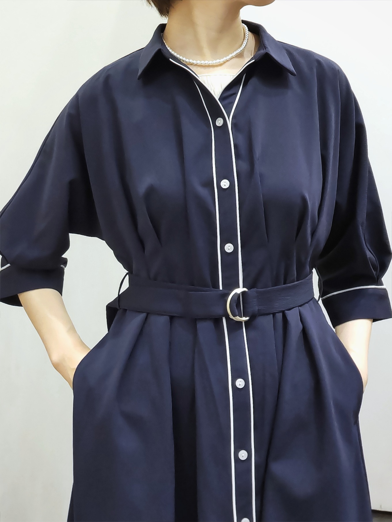 やまちゃんさんの「grove｜【美シルエット】ウエストタック配色ワンピース」を使ったコーディネート