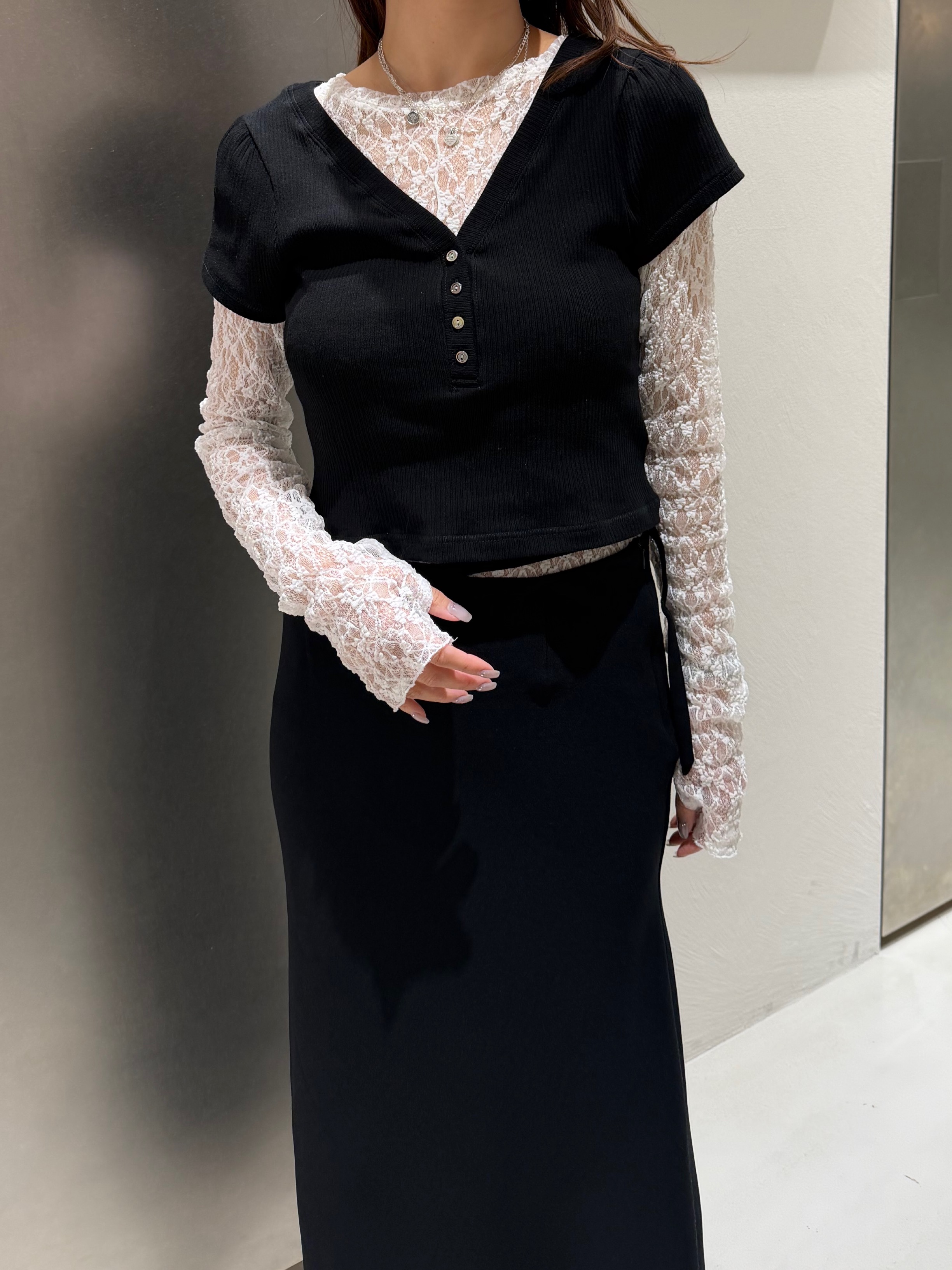 kanamiさんの「CODE A｜【Re】stretch lace tops」を使ったコーディネート