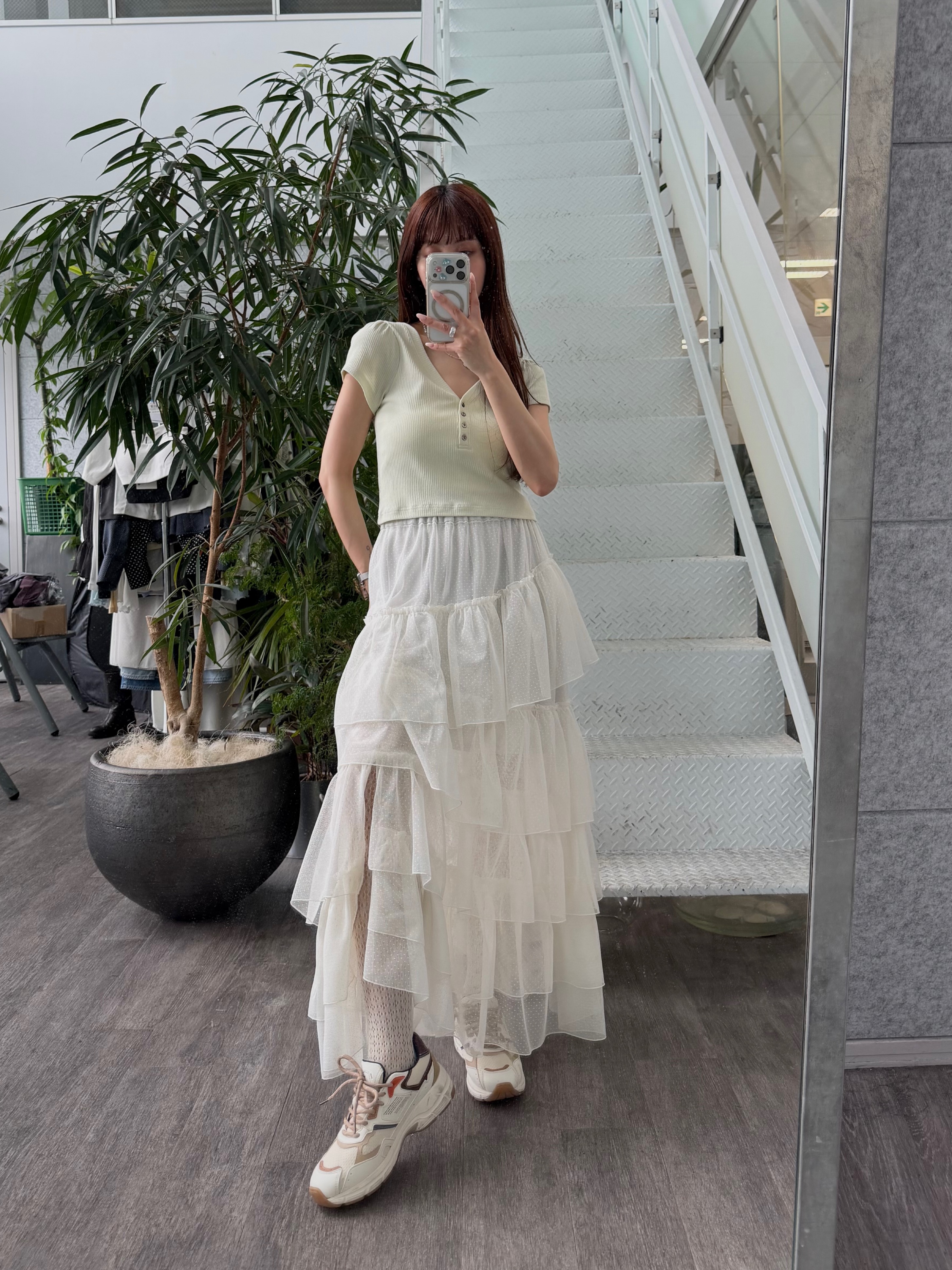 kanamiさんの「CODE A｜M dramatic dot tulle skirt」を使ったコーディネート