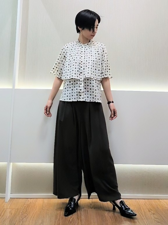 ミズタさんの「UNTITLED｜【清涼感/洗える】ミニマルシルエットジャケット」を使ったコーディネート