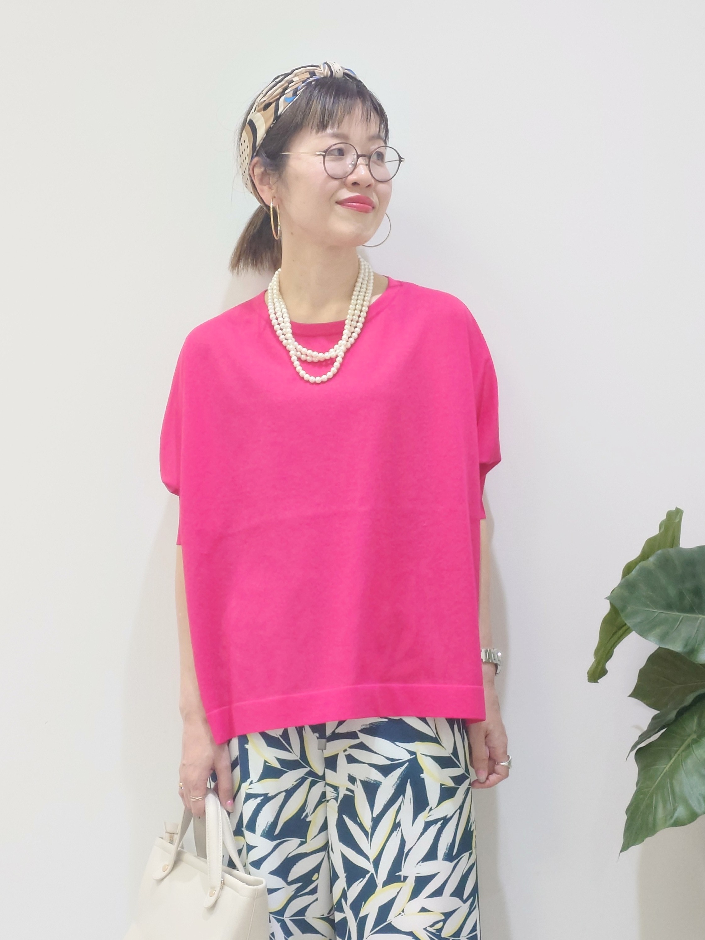 MUTSUKOさんの「UNTITLED｜【アンサンブル可/洗える】シアーレーヨンニット」を使ったコーディネート