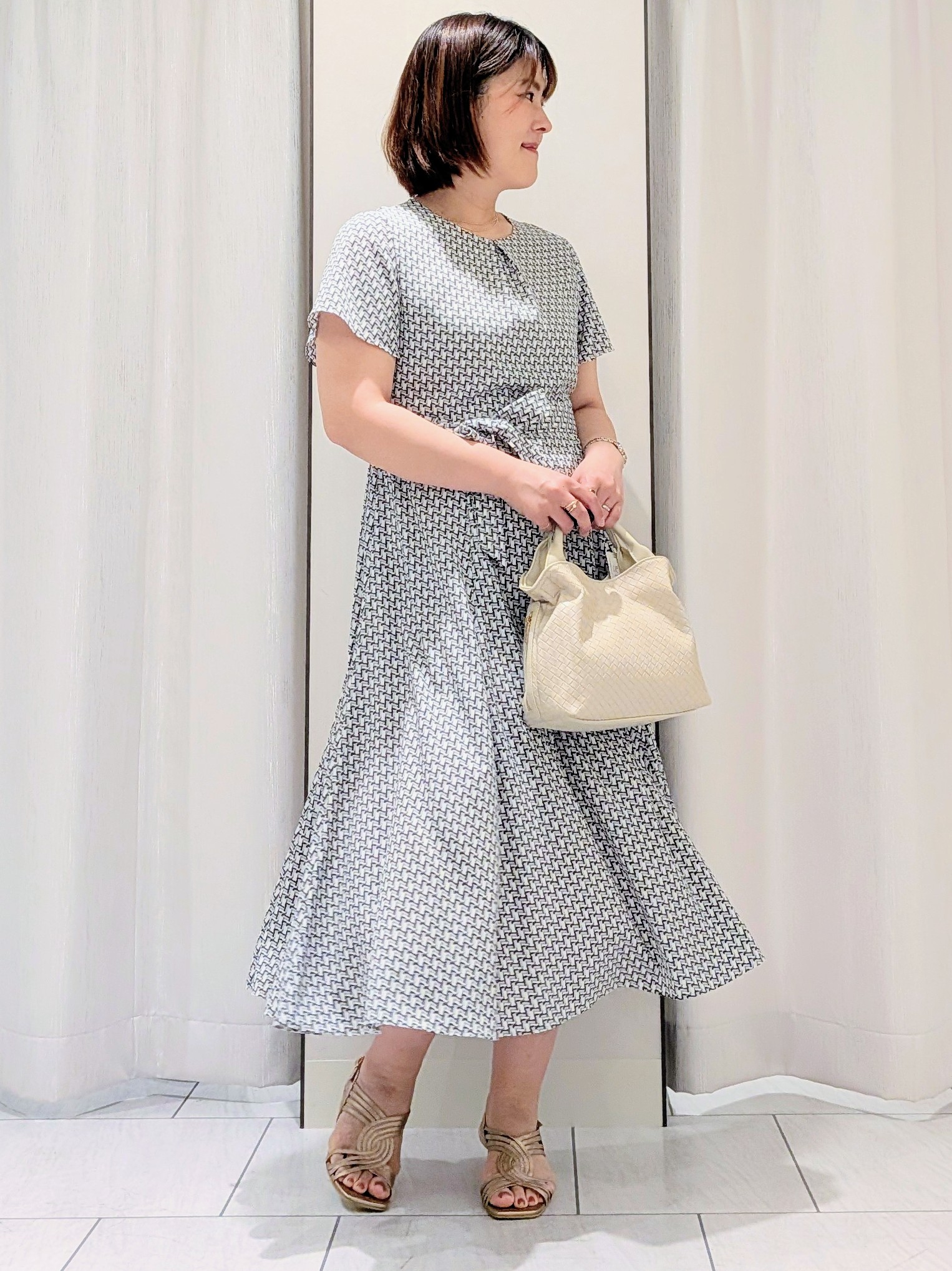 Onumaさんの「UNTITLED｜【美シルエット/洗える】ジオメプリントワンピース」を使ったコーディネート