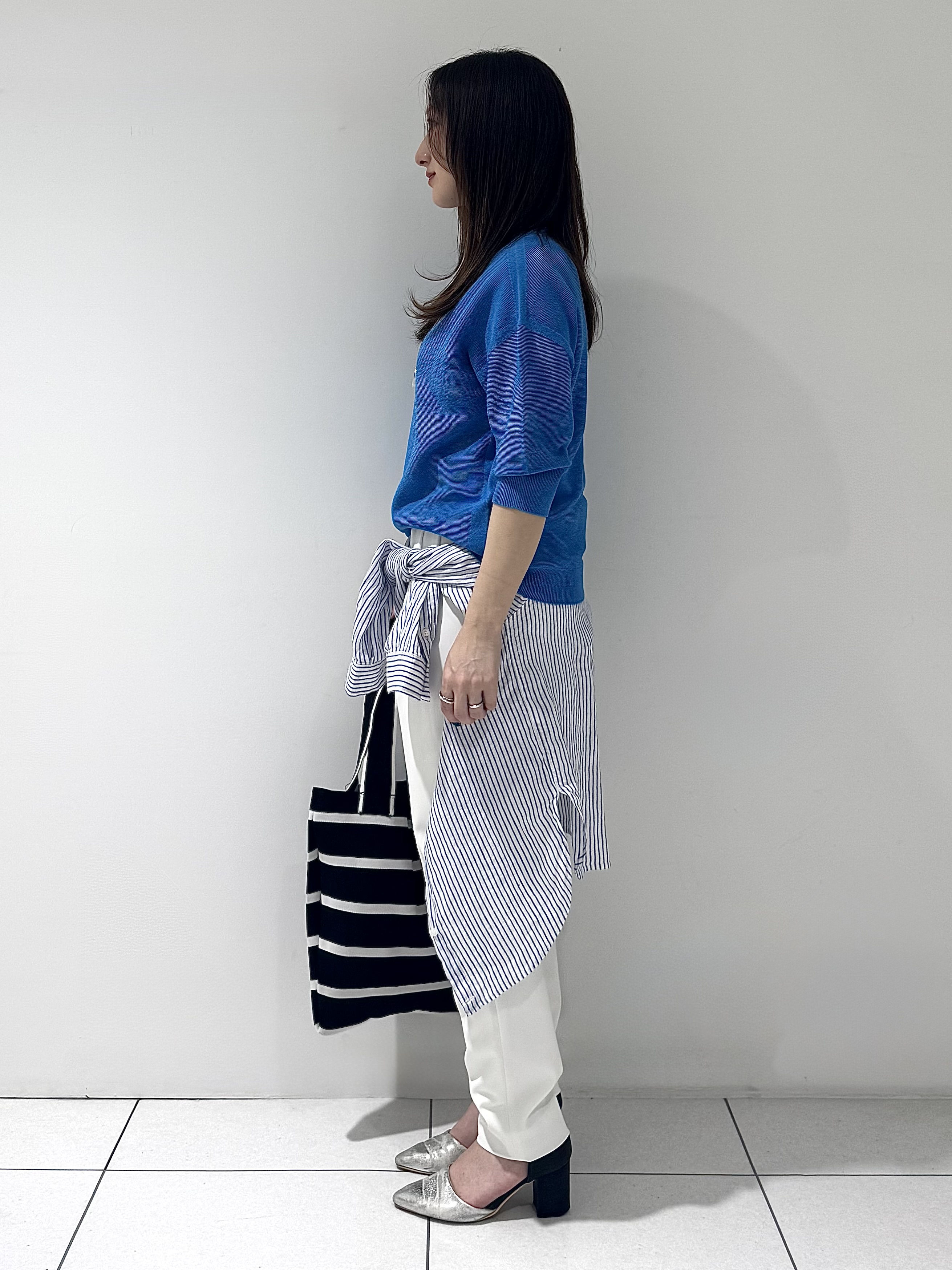 そんさんの「INDIVI｜【洗える／ドライタッチ／和紙混】ガーター編みニット」を使ったコーディネート