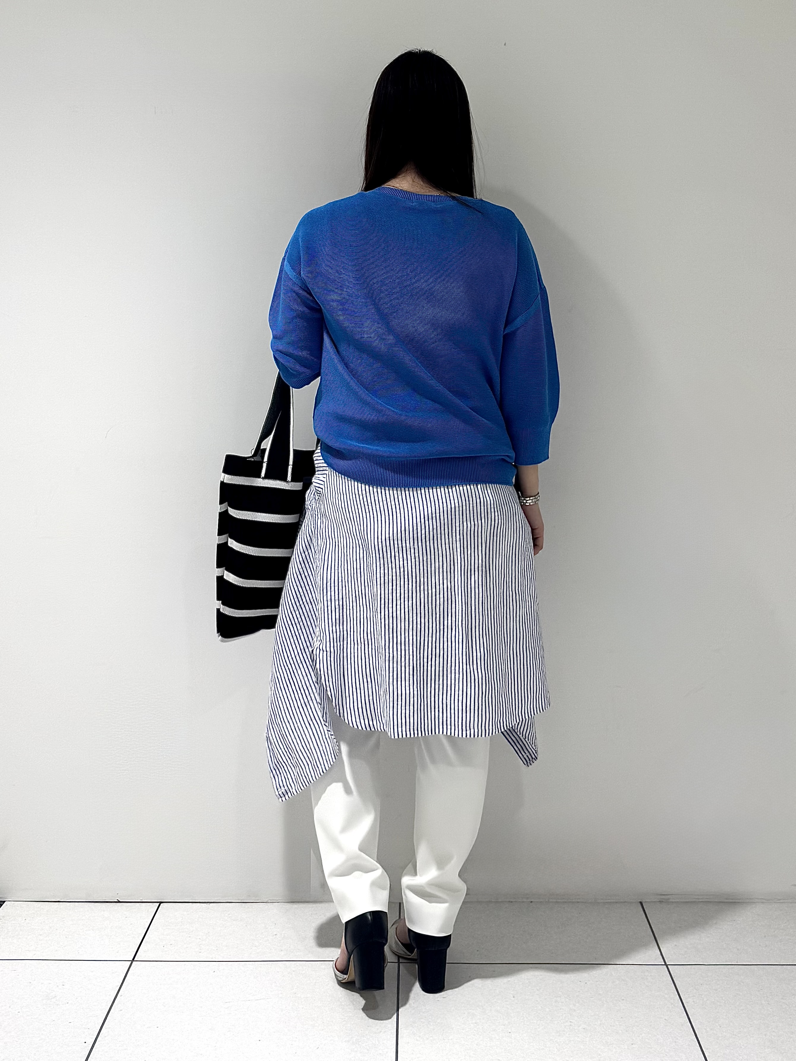 そんさんの「INDIVI｜【洗える／ドライタッチ／和紙混】ガーター編みニット」を使ったコーディネート