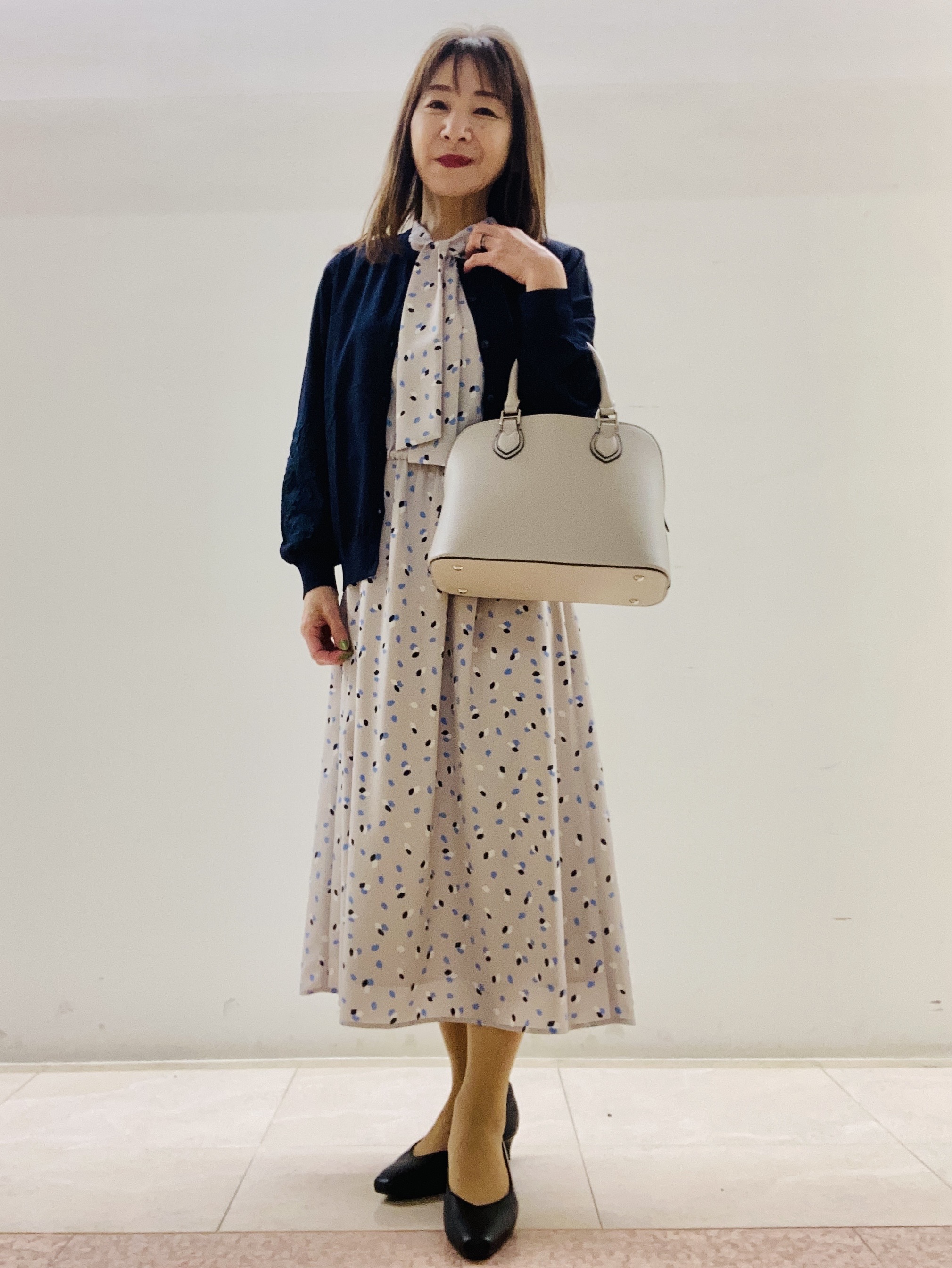 kurodaさんの「Reflect｜【セレモニー／通勤／おでかけに◎】フラワープリントボウタイワンピース」を使ったコーディネート