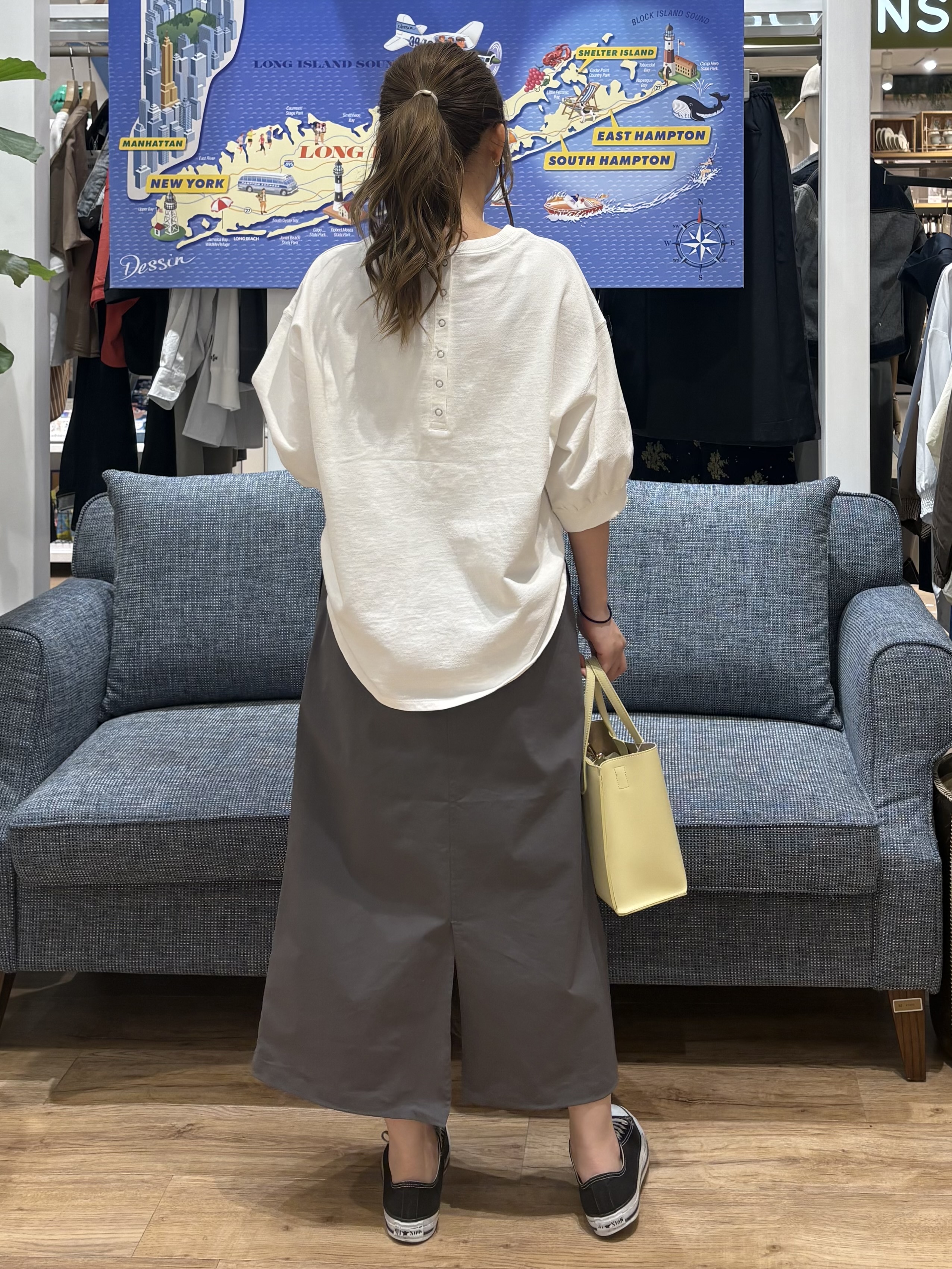 yuinaさんの「Dessin｜【360度可愛い】バックヘンリーカットソー5分袖」を使ったコーディネート