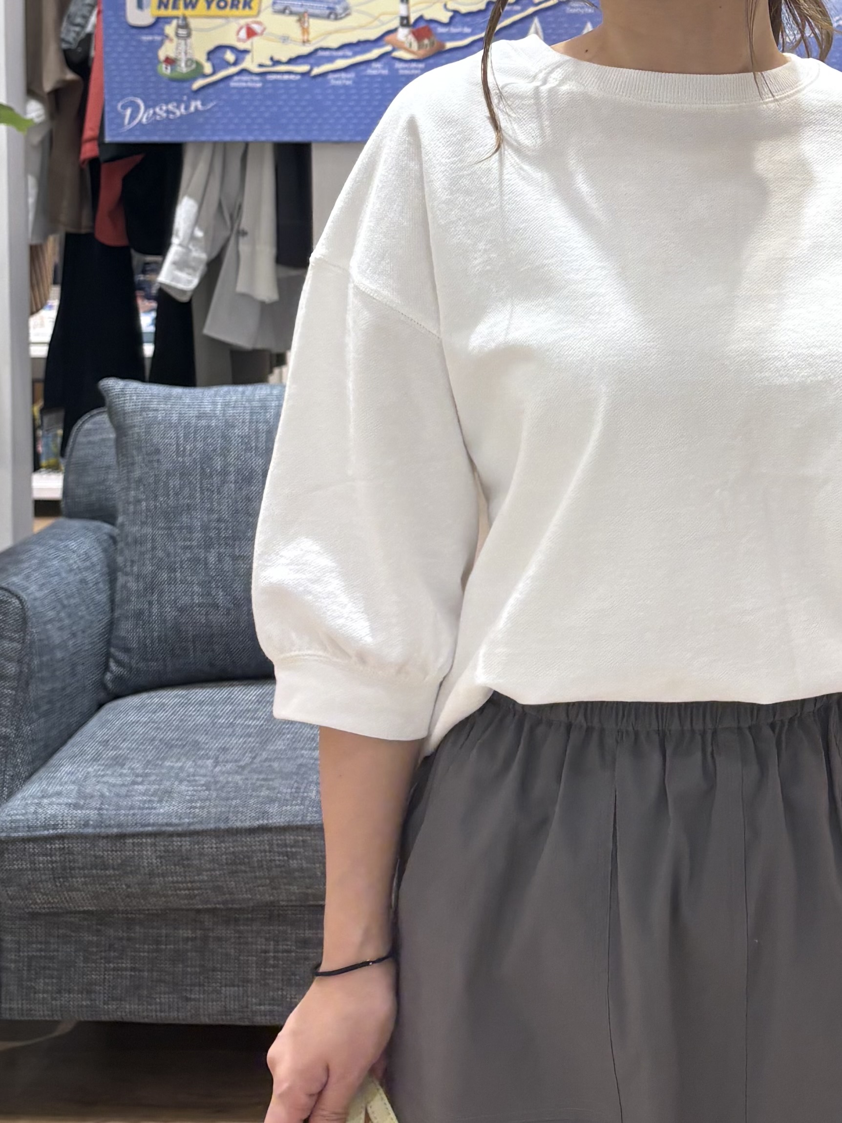 yuinaさんの「Dessin｜【360度可愛い】バックヘンリーカットソー5分袖」を使ったコーディネート