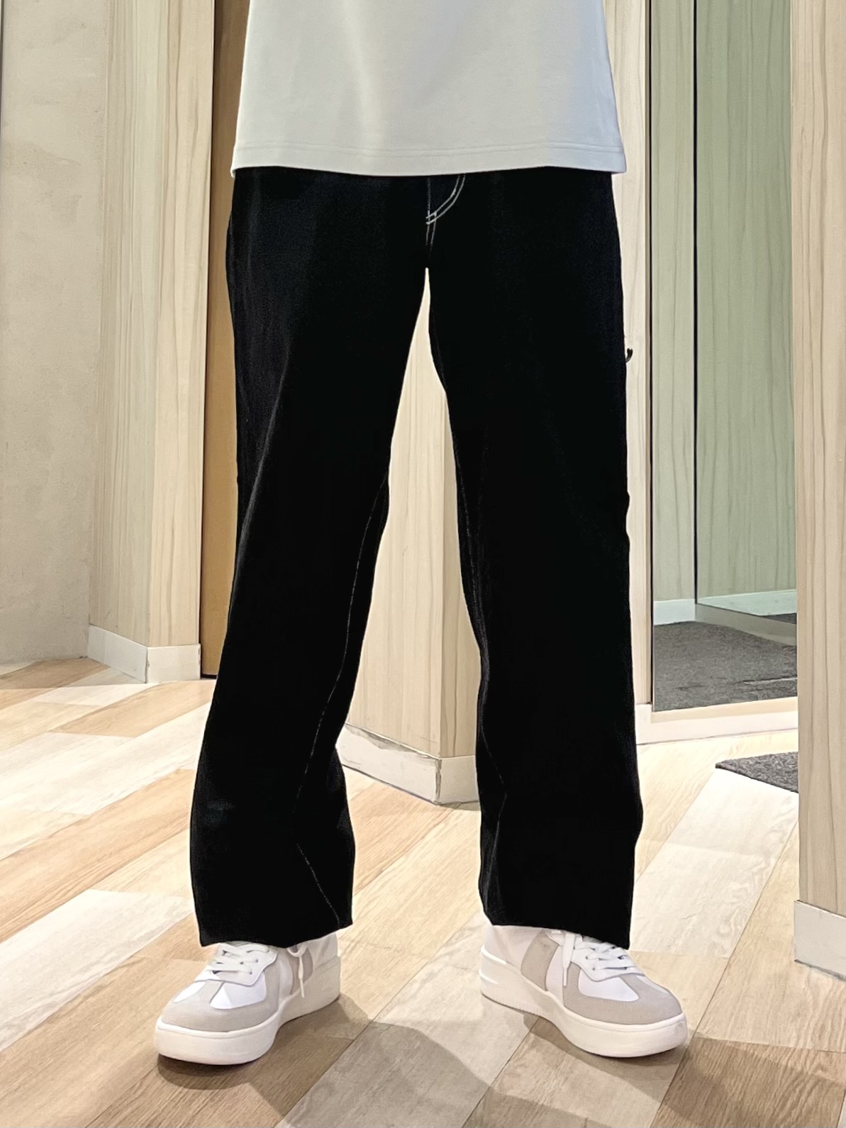 URAさんの「TAKEO KIKUCHI｜【撥水・洗える・シワになりにくい】 リランチェ（R） シャツ」を使ったコーディネート