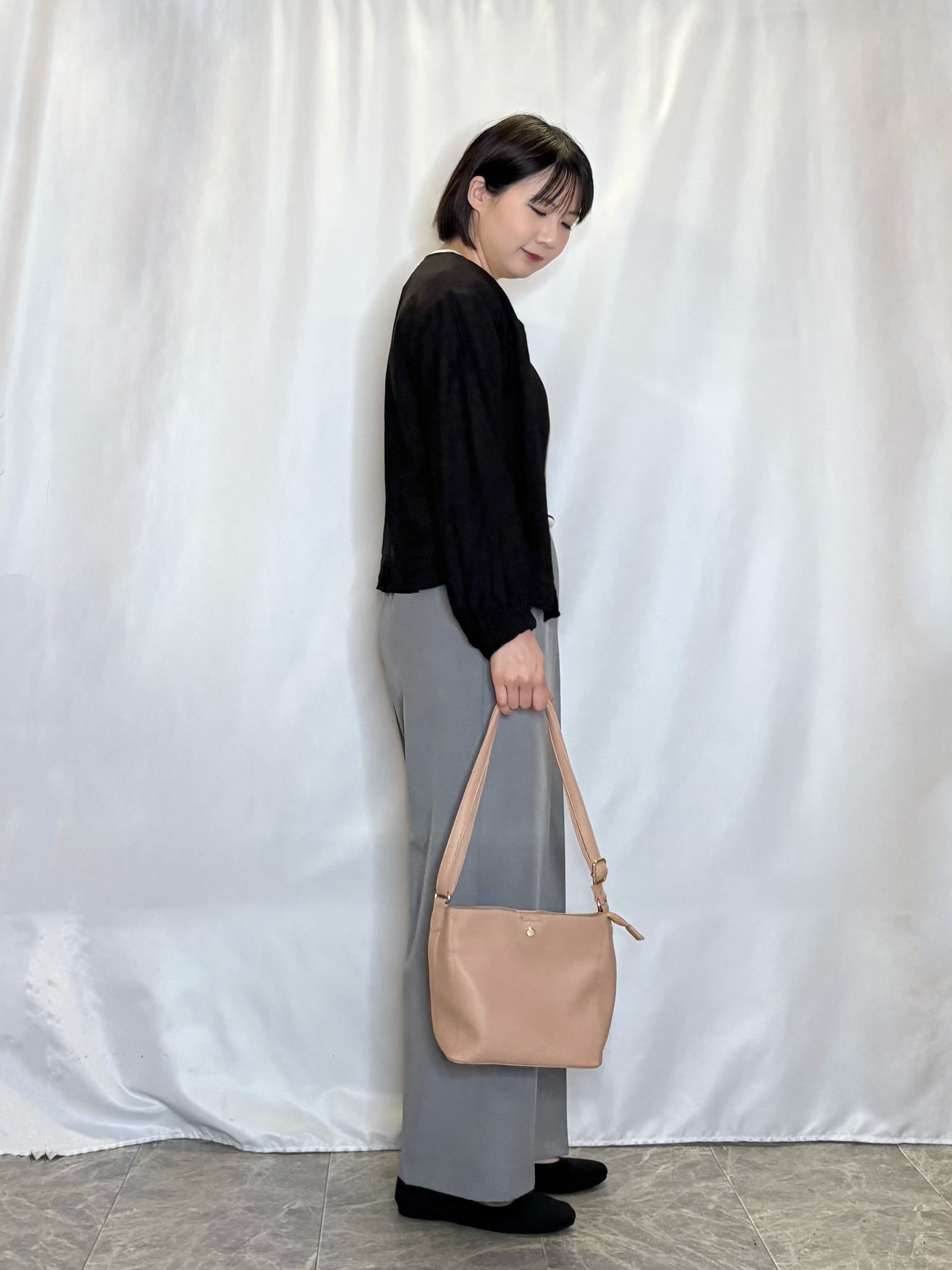 ネリさんの「SHOO･LA･RUE｜【毎日洗える/S-LL/UV】上半身すっきり 二の腕見せない5分袖ニット」を使ったコーディネート