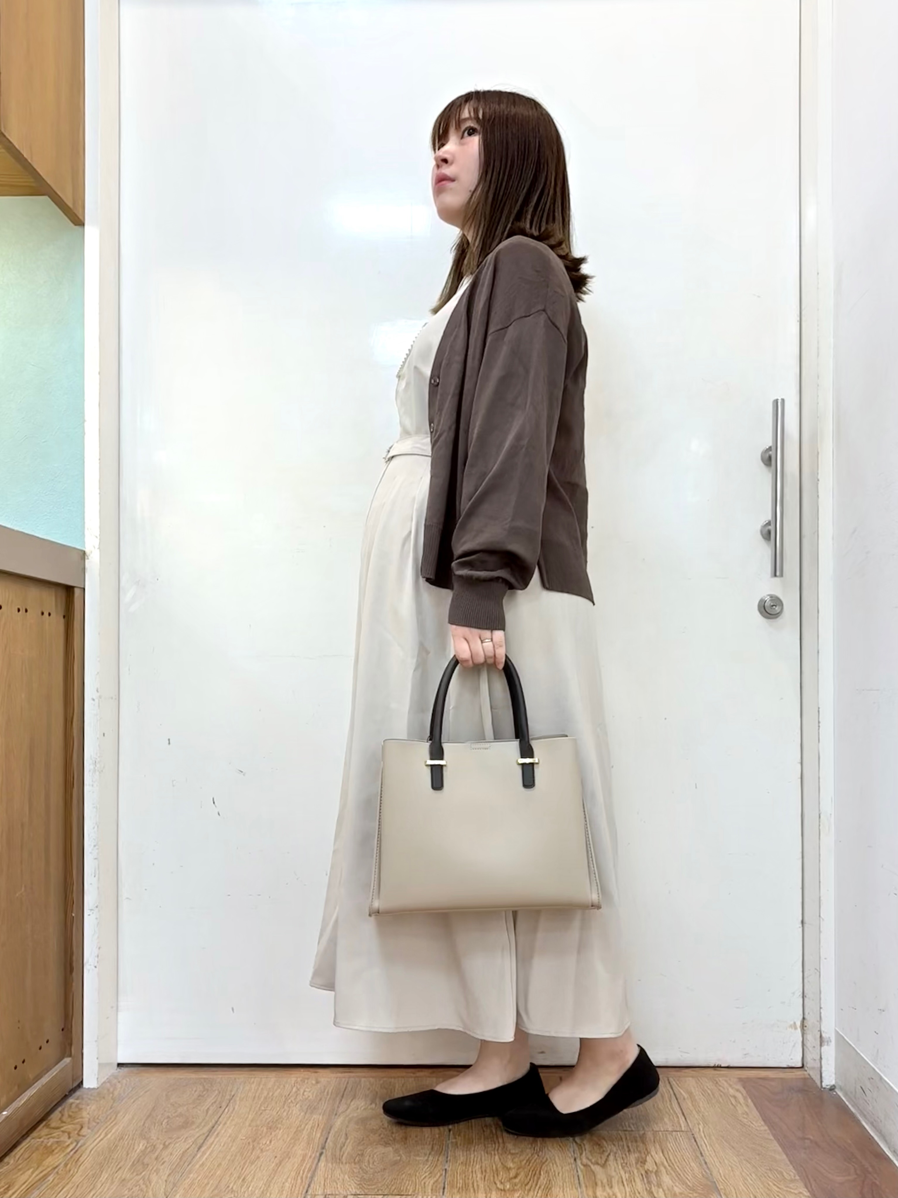 だいわさんの「SHOO･LA･RUE｜【洗濯機可/接触冷感/UV】ONOFF使える ウエストタックワンピース」を使ったコーディネート