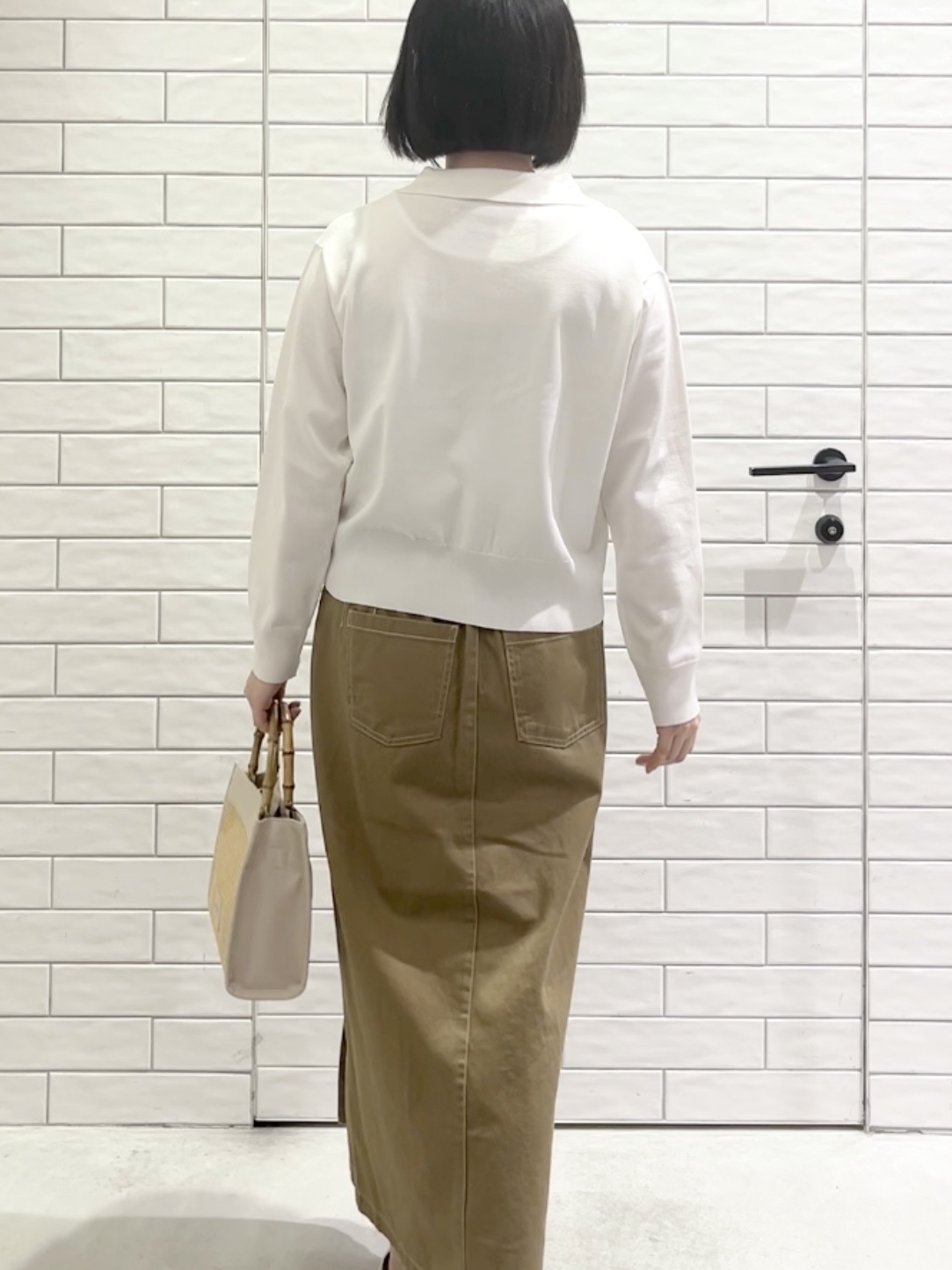 しおりさんの「OPAQUE.CLIP｜ポロ衿ニットカーディガン【洗濯機OK】」を使ったコーディネート