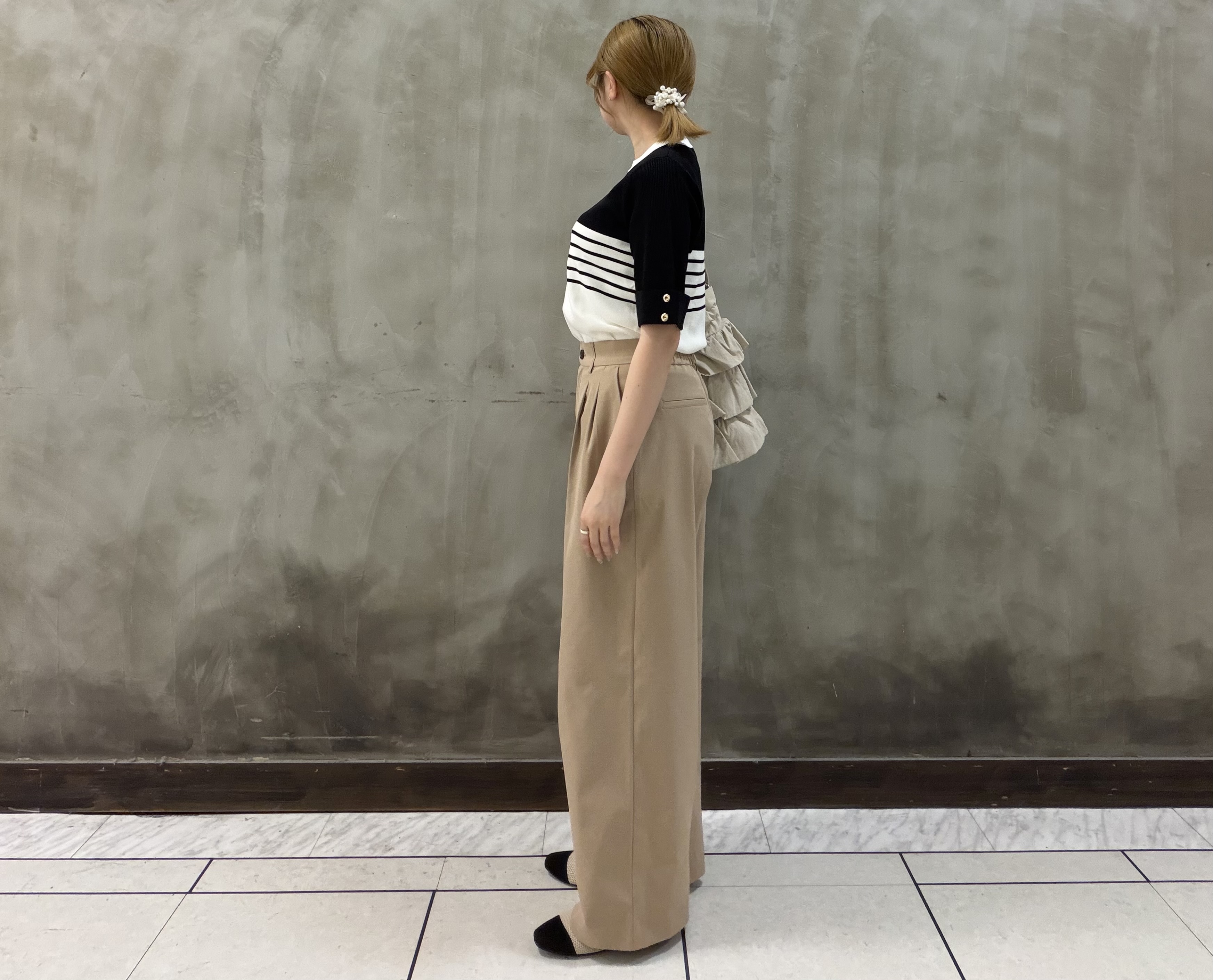 maiさんの「grove｜新色追加！【シリーズ累計36万枚/名品ニット】やわらかドライタッチ 袖メッシュ編みニット」を使ったコーディネート