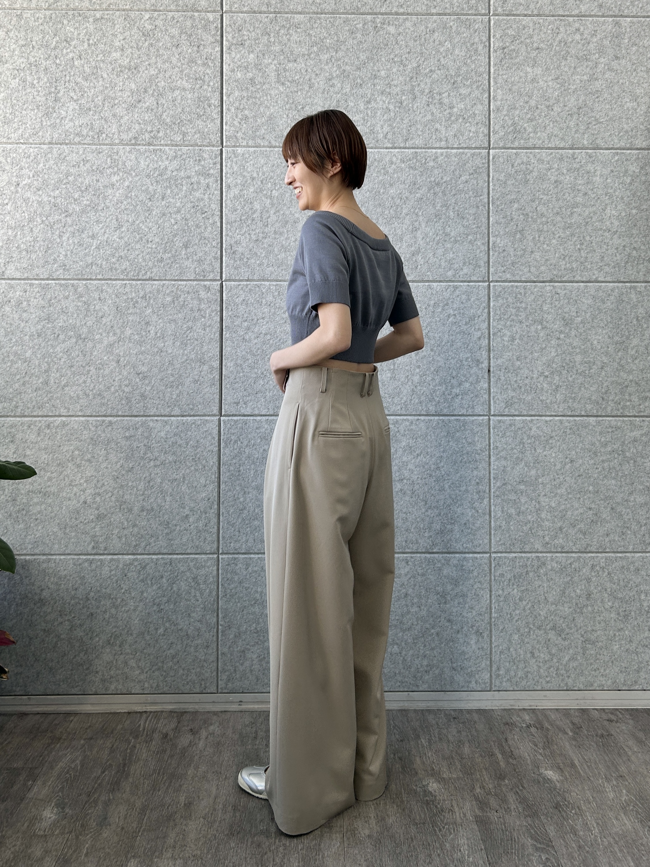 harunaさんの「CODE A｜zip wide pants」を使ったコーディネート