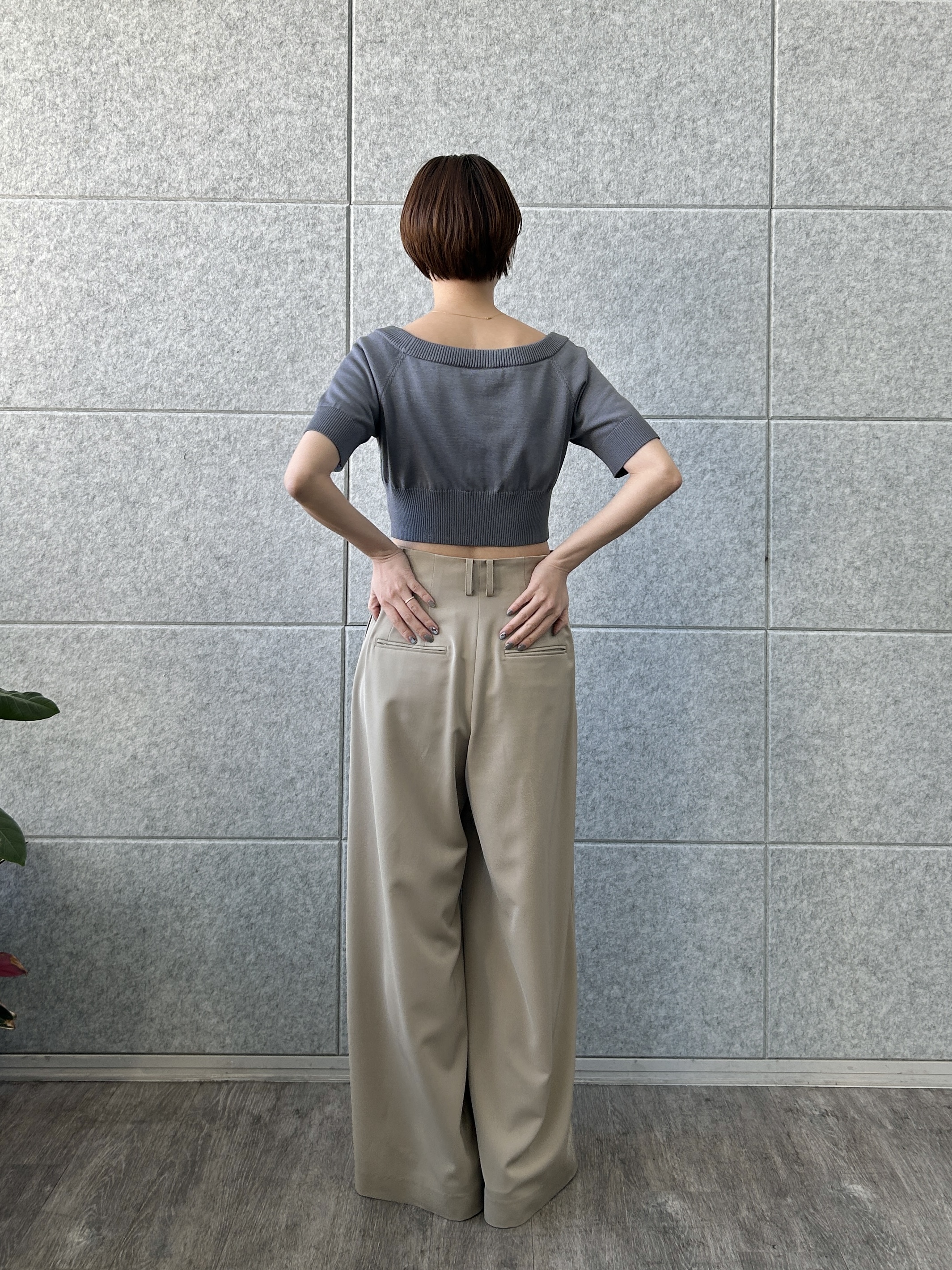 harunaさんの「CODE A｜zip wide pants」を使ったコーディネート