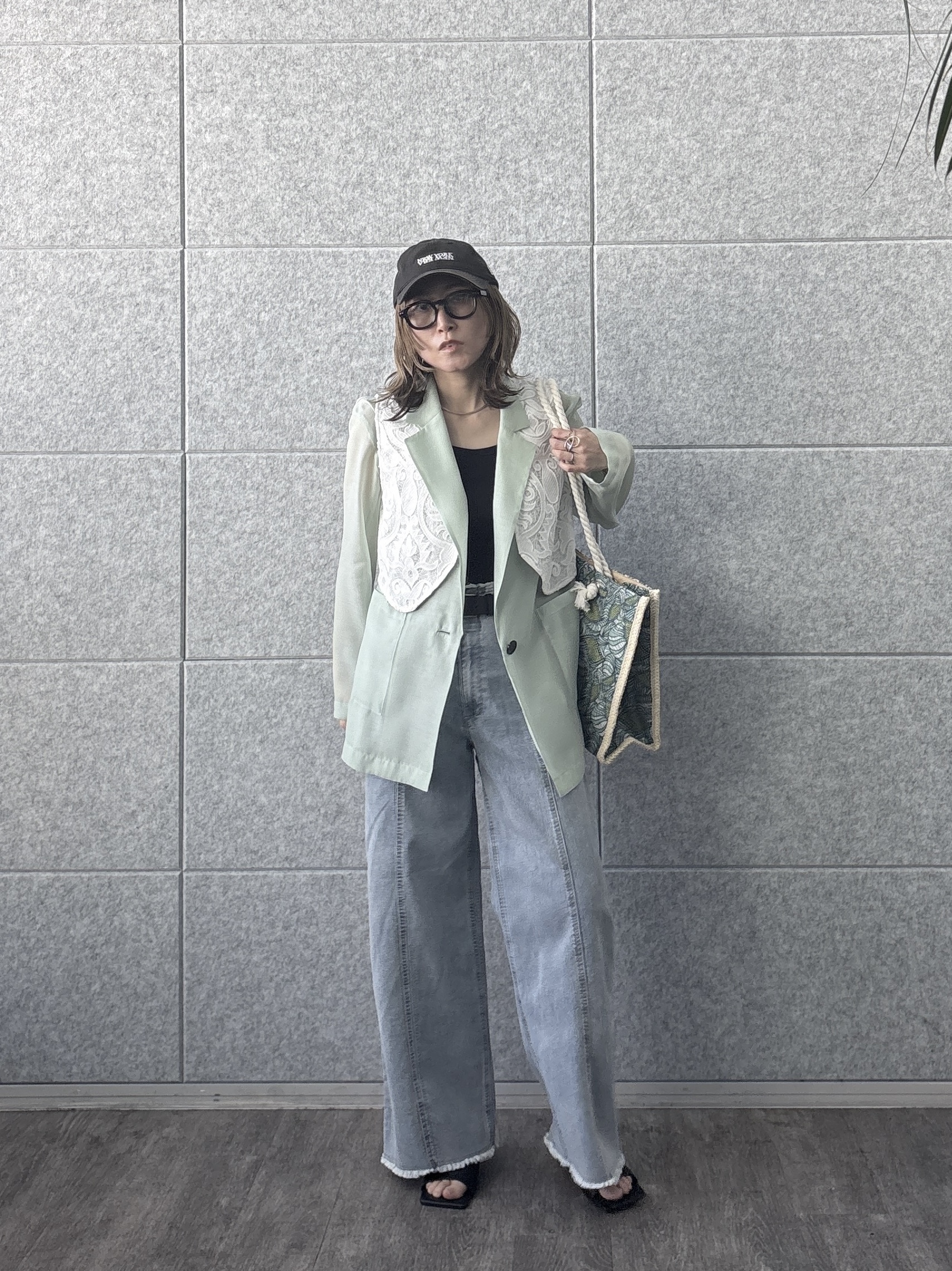 kotakiさんの「INDIVI｜【接触冷感/通気性】シアーシャツジャケット」を使ったコーディネート