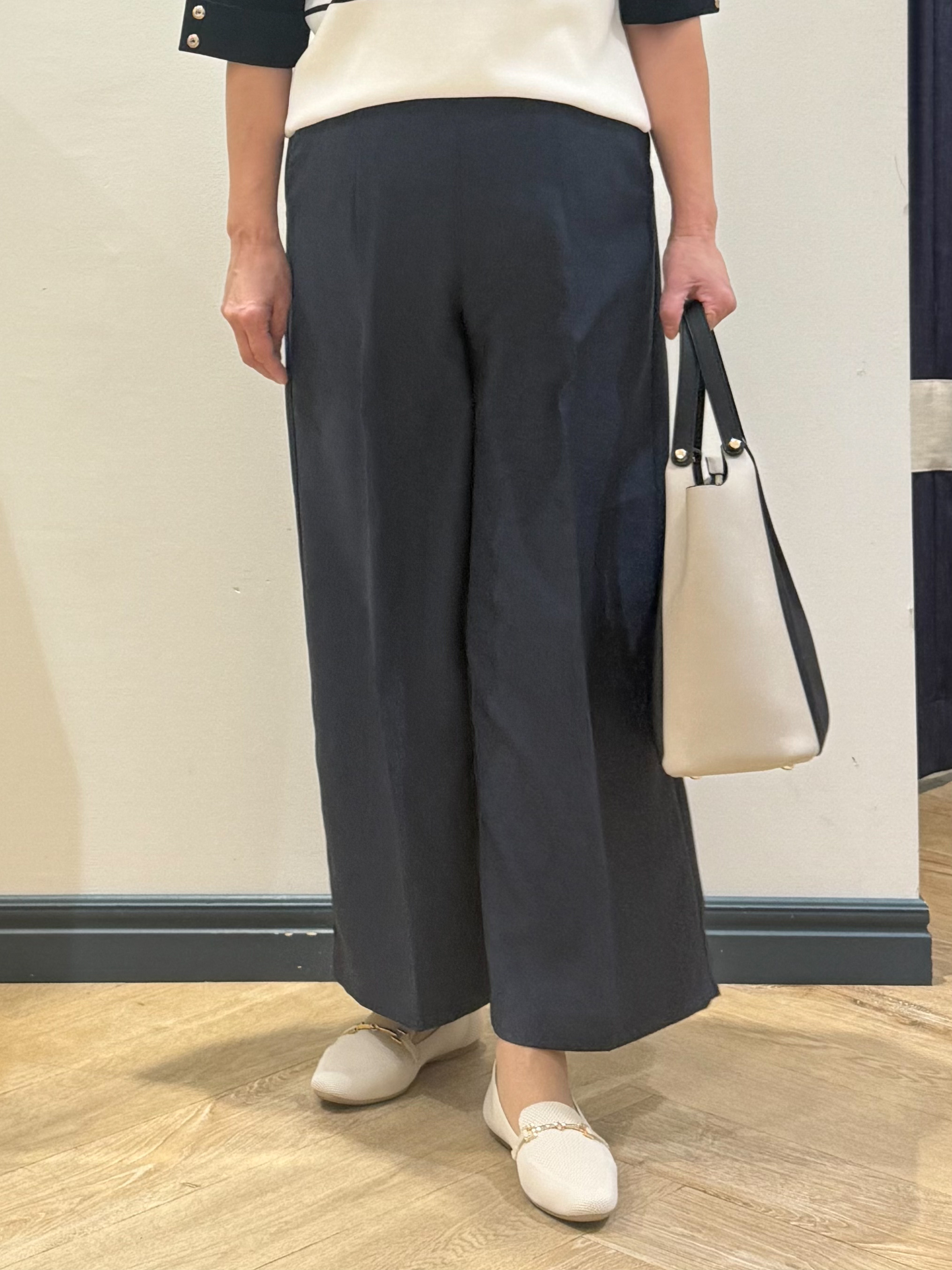 Lilyさんの「grove｜新色追加！【シリーズ累計36万枚/名品ニット】やわらかドライタッチ 袖メッシュ編みニット」を使ったコーディネート