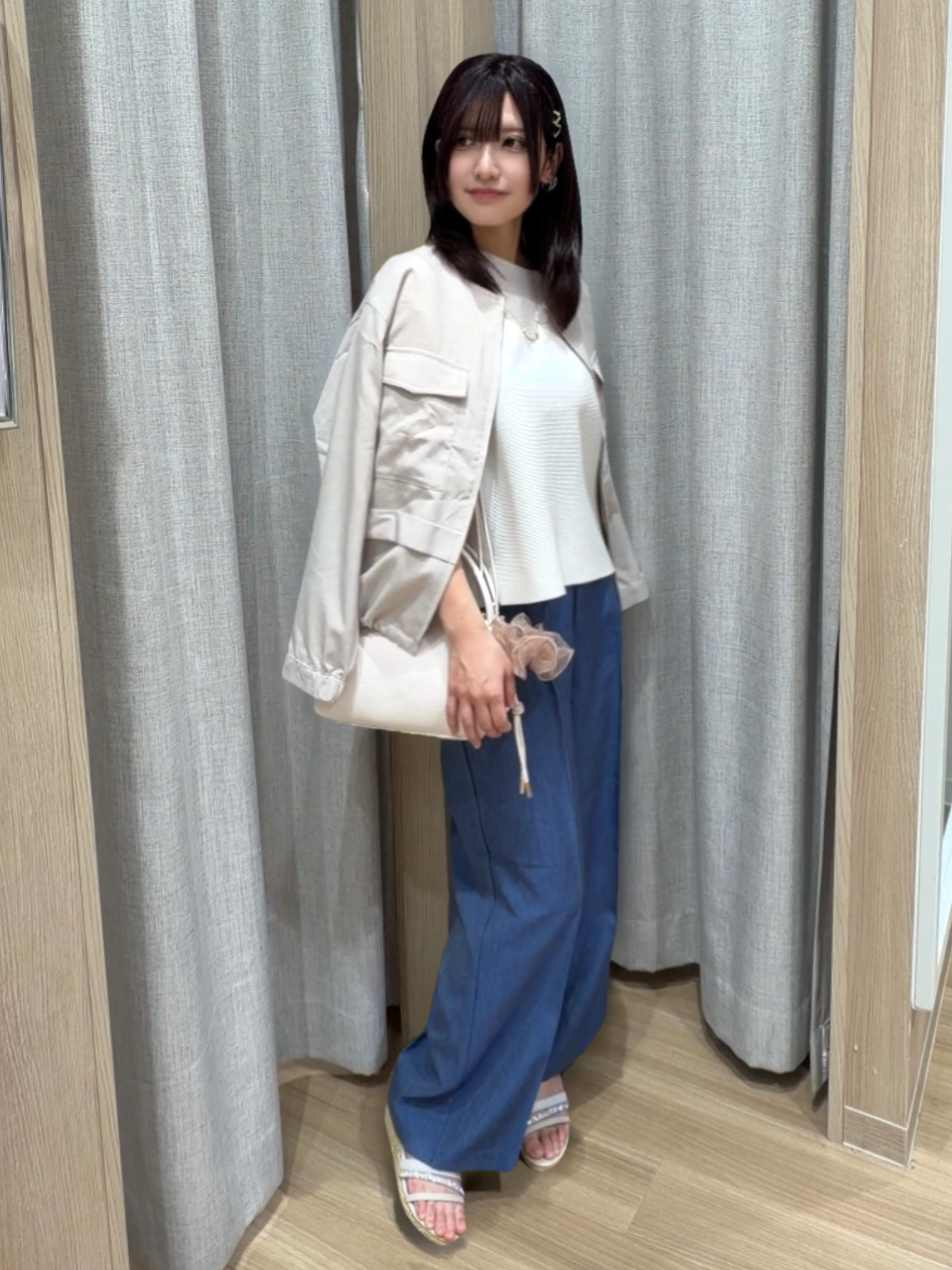 Fumikaさんの「grove｜【貴島明日香さん着用・洗える】麻調ノーカラーブルゾン」を使ったコーディネート