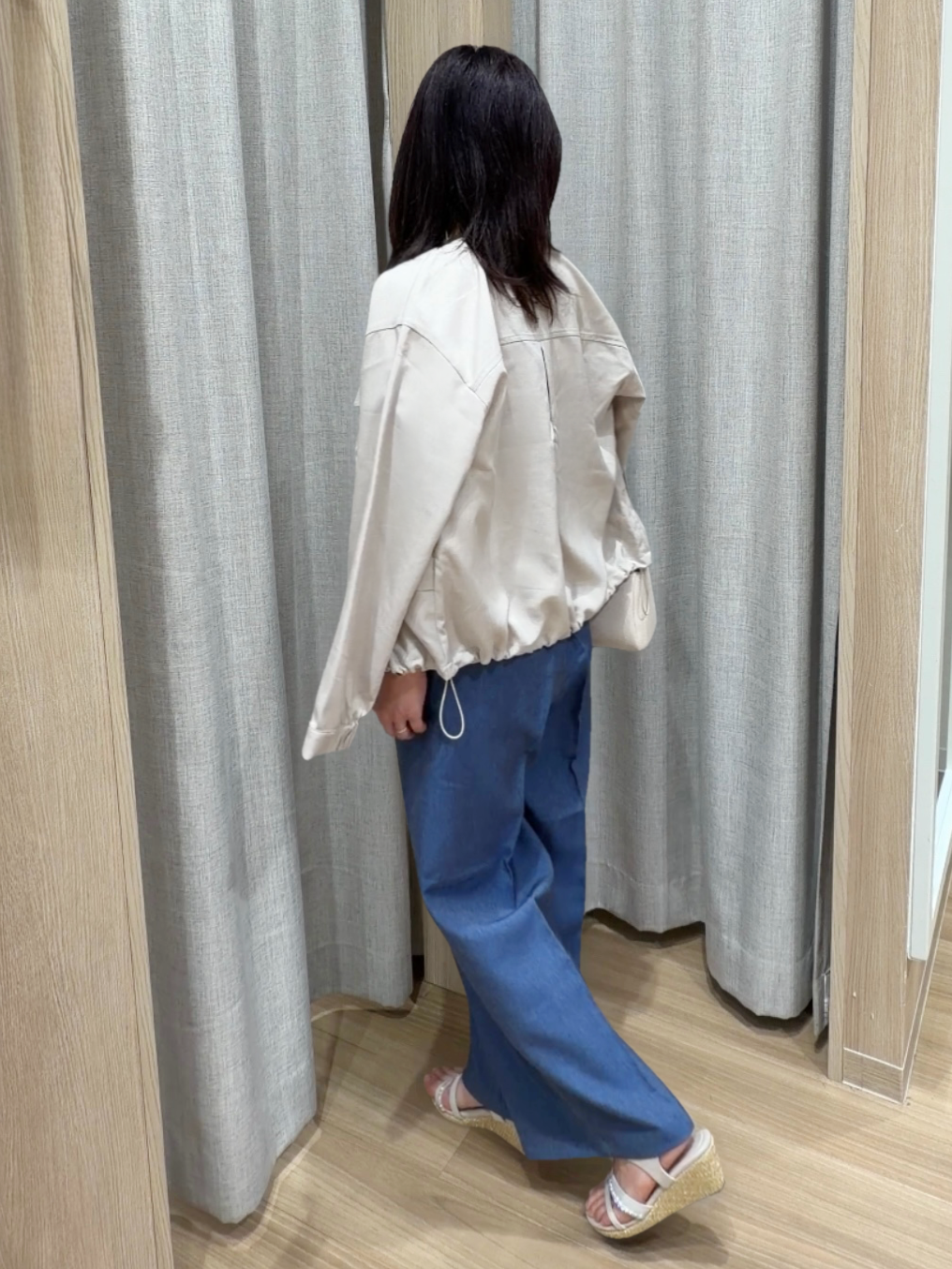 Fumikaさんの「grove｜【貴島明日香さん着用・洗える】麻調ノーカラーブルゾン」を使ったコーディネート
