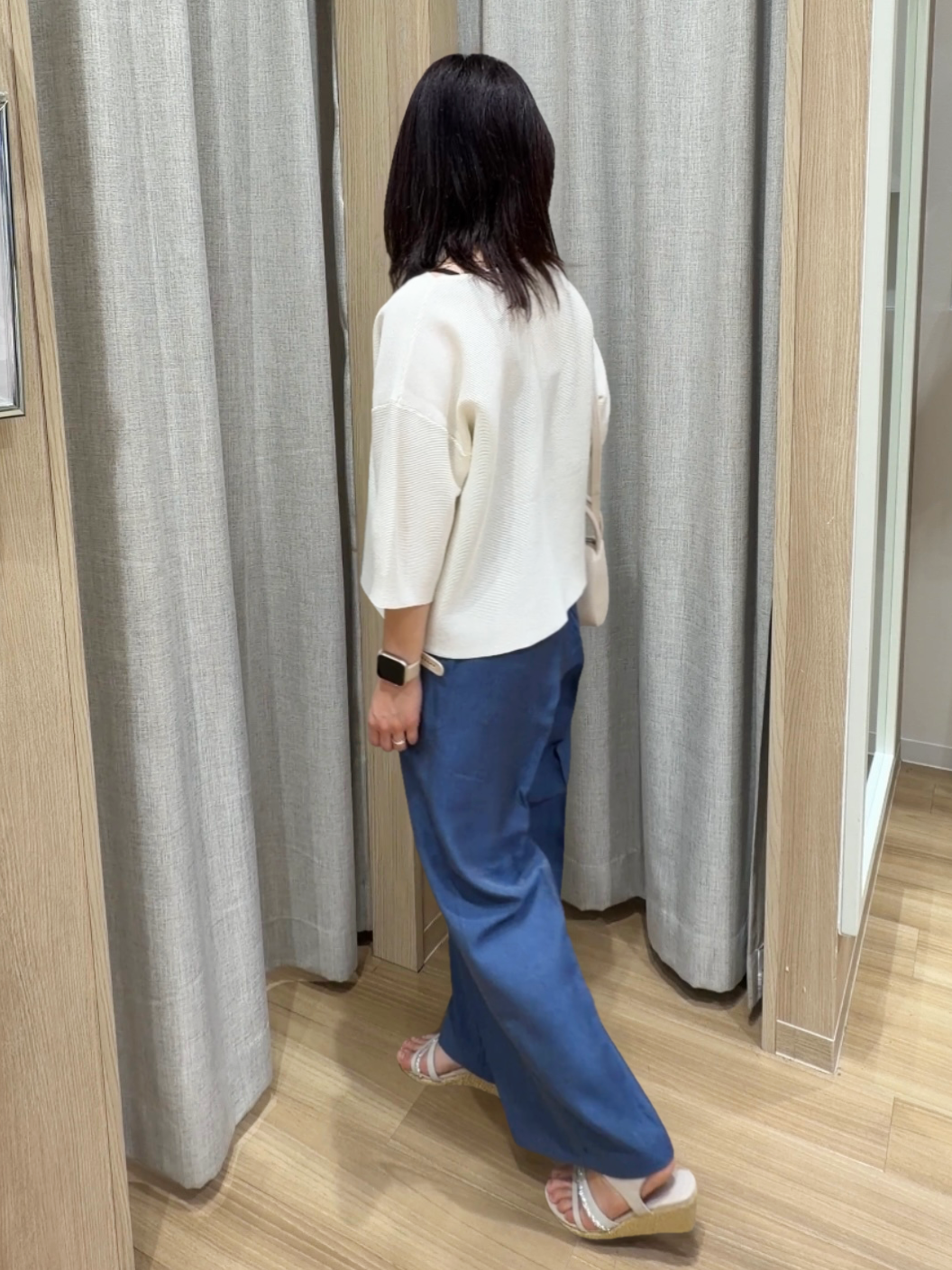 Fumikaさんの「grove｜【貴島明日香さん着用・洗える】麻調ノーカラーブルゾン」を使ったコーディネート
