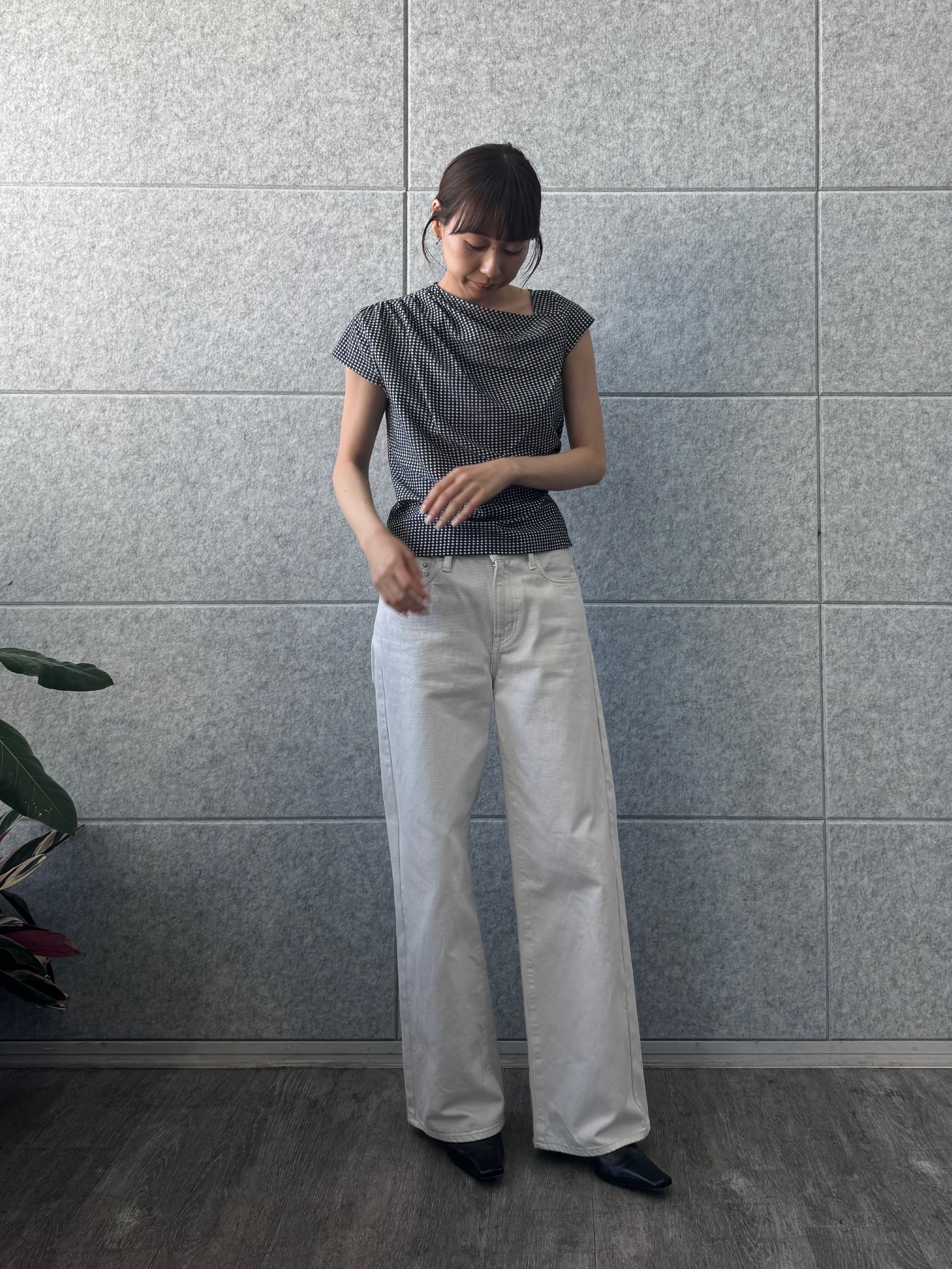 designer yukaさんの「CODE A｜gingham edge tops」を使ったコーディネート