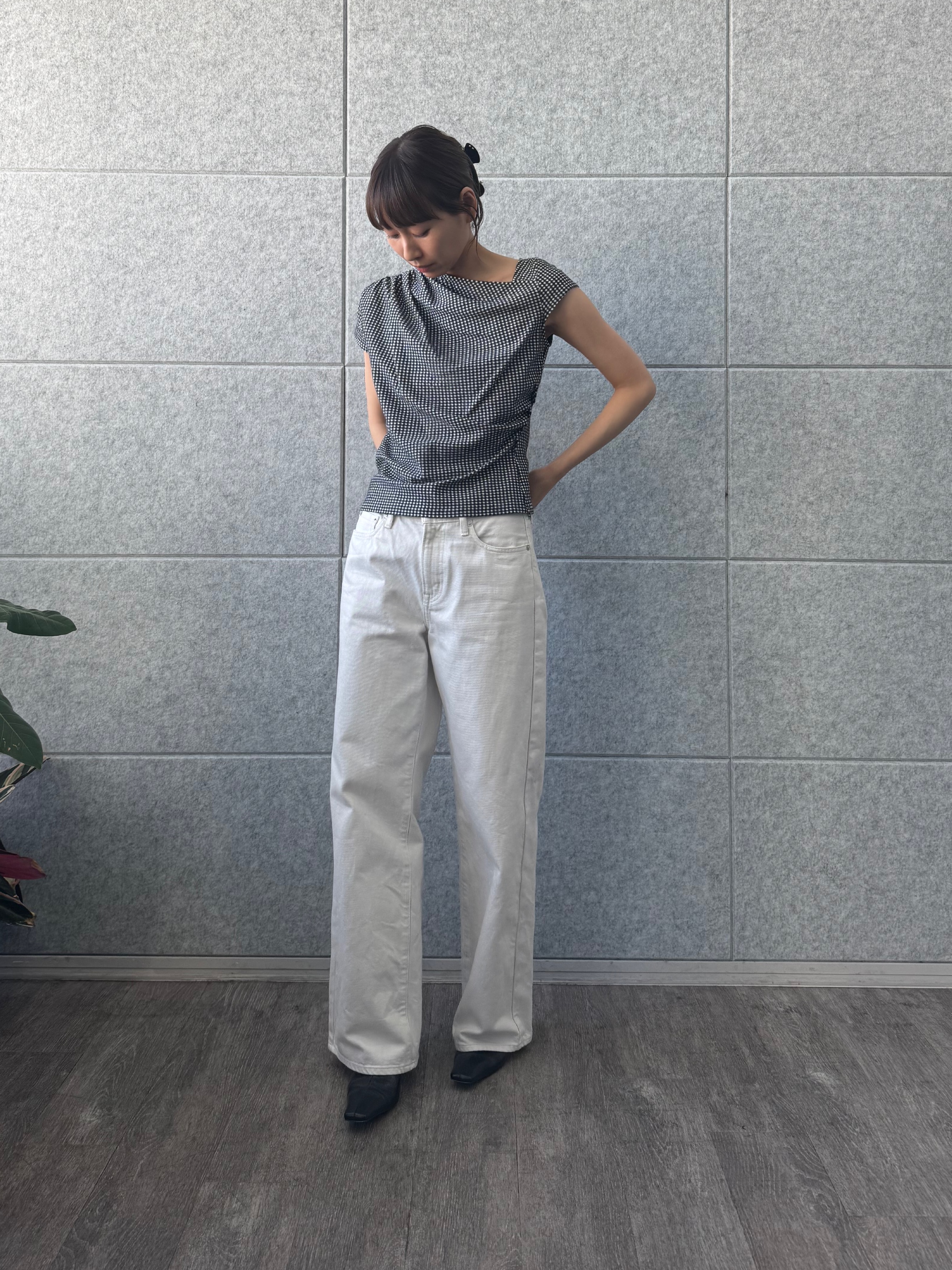 designer yukaさんの「CODE A｜gingham edge tops」を使ったコーディネート