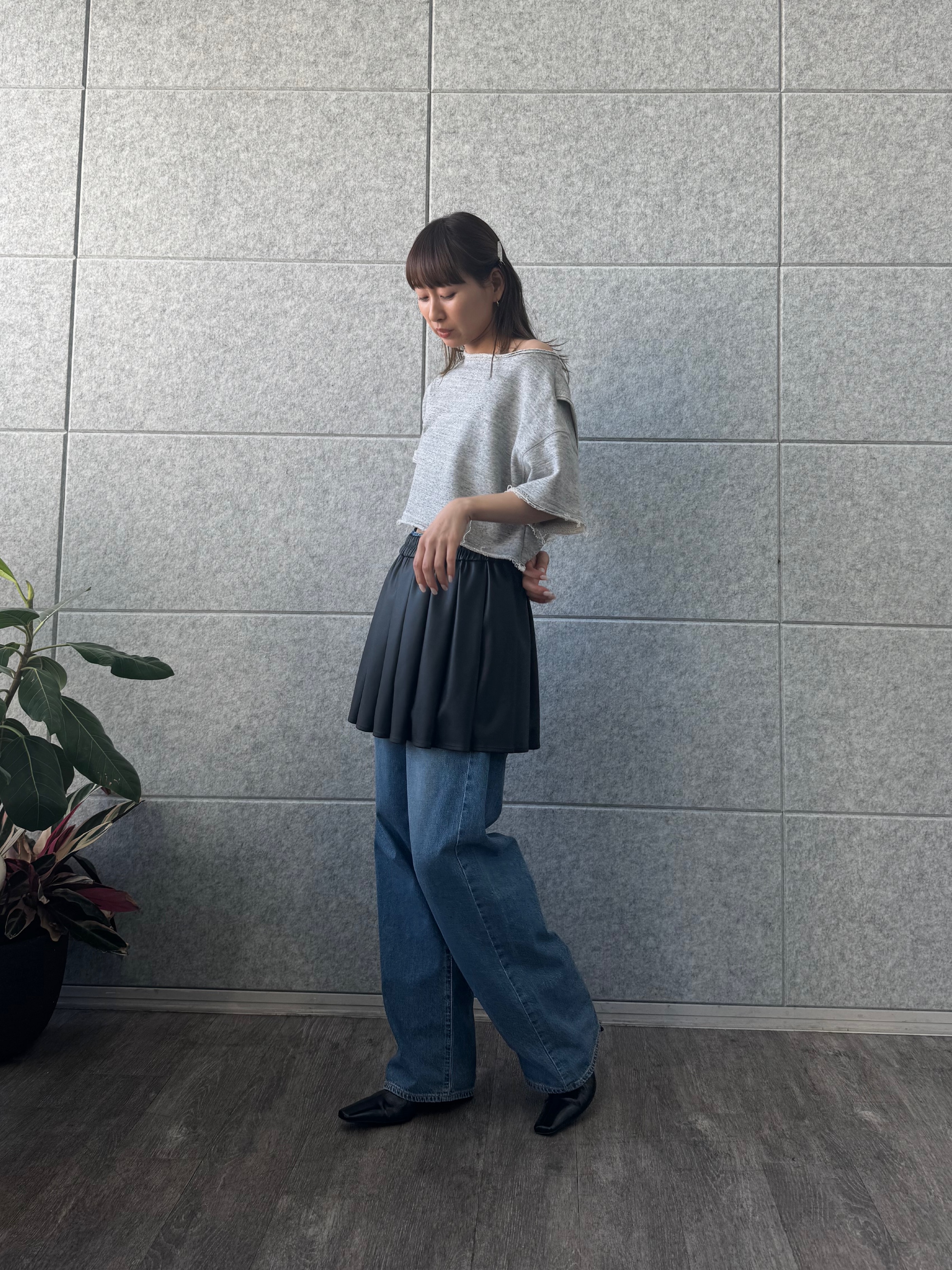 designer yukaさんの「CODE A｜leather like mini skirt」を使ったコーディネート