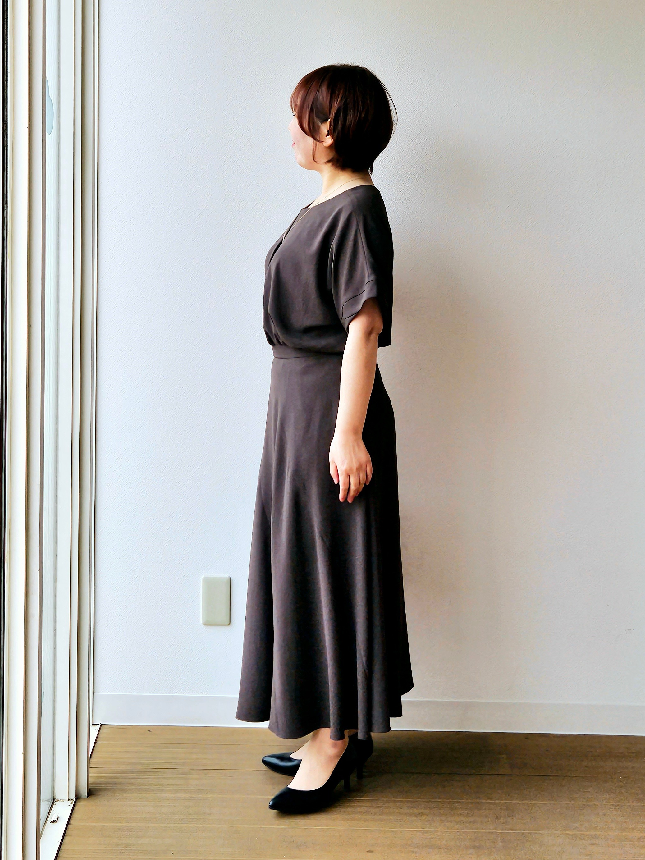 やじまさんの「UNTITLED｜【セットアップ可/UVカット/前後2WAY】リラクシーフレンチスリーブブラウス」を使ったコーディネート