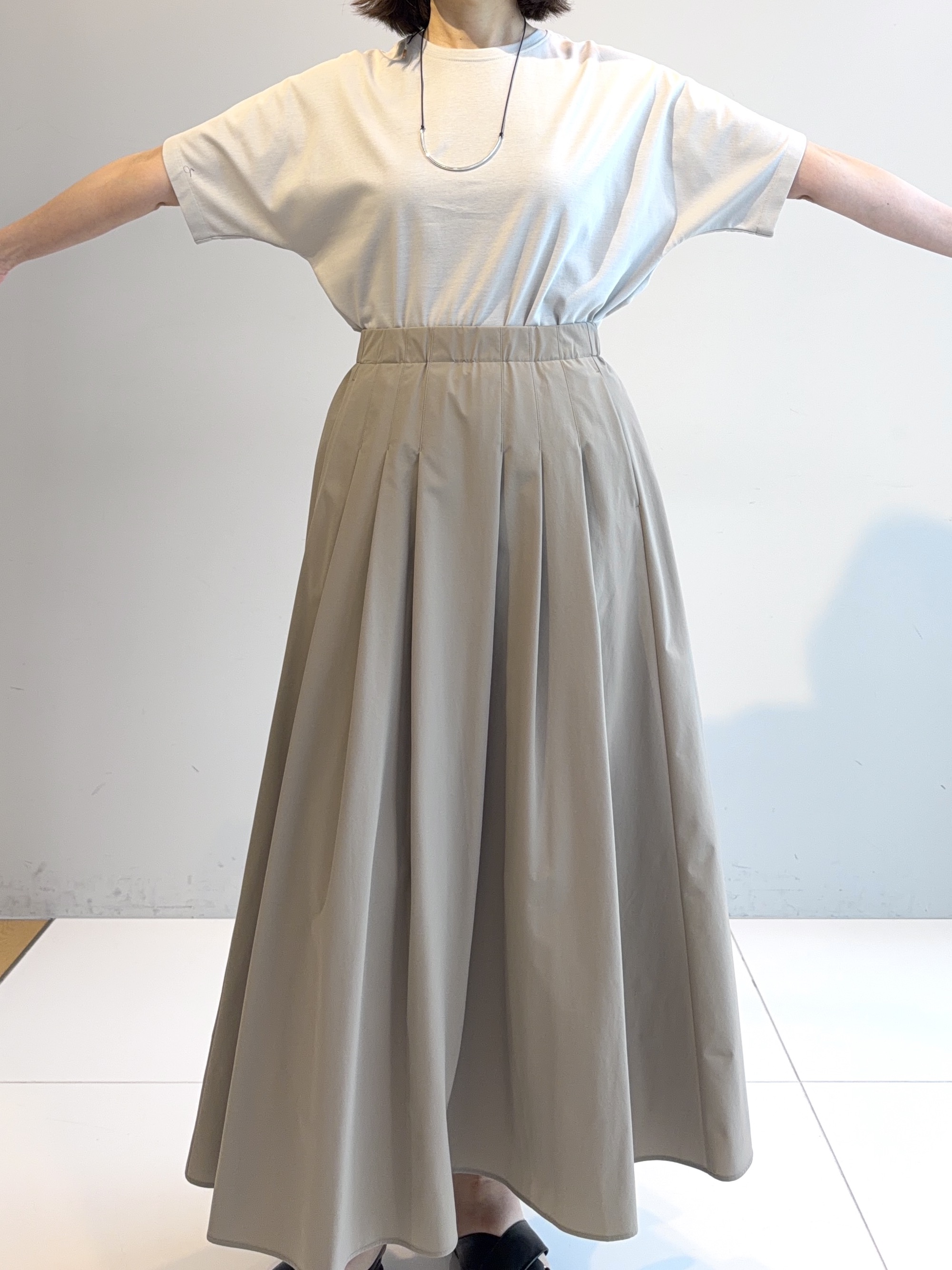 murayamaさんの「INDIVI｜【接触冷感／透湿／着る日傘】ドルマンダブルジャケット」を使ったコーディネート