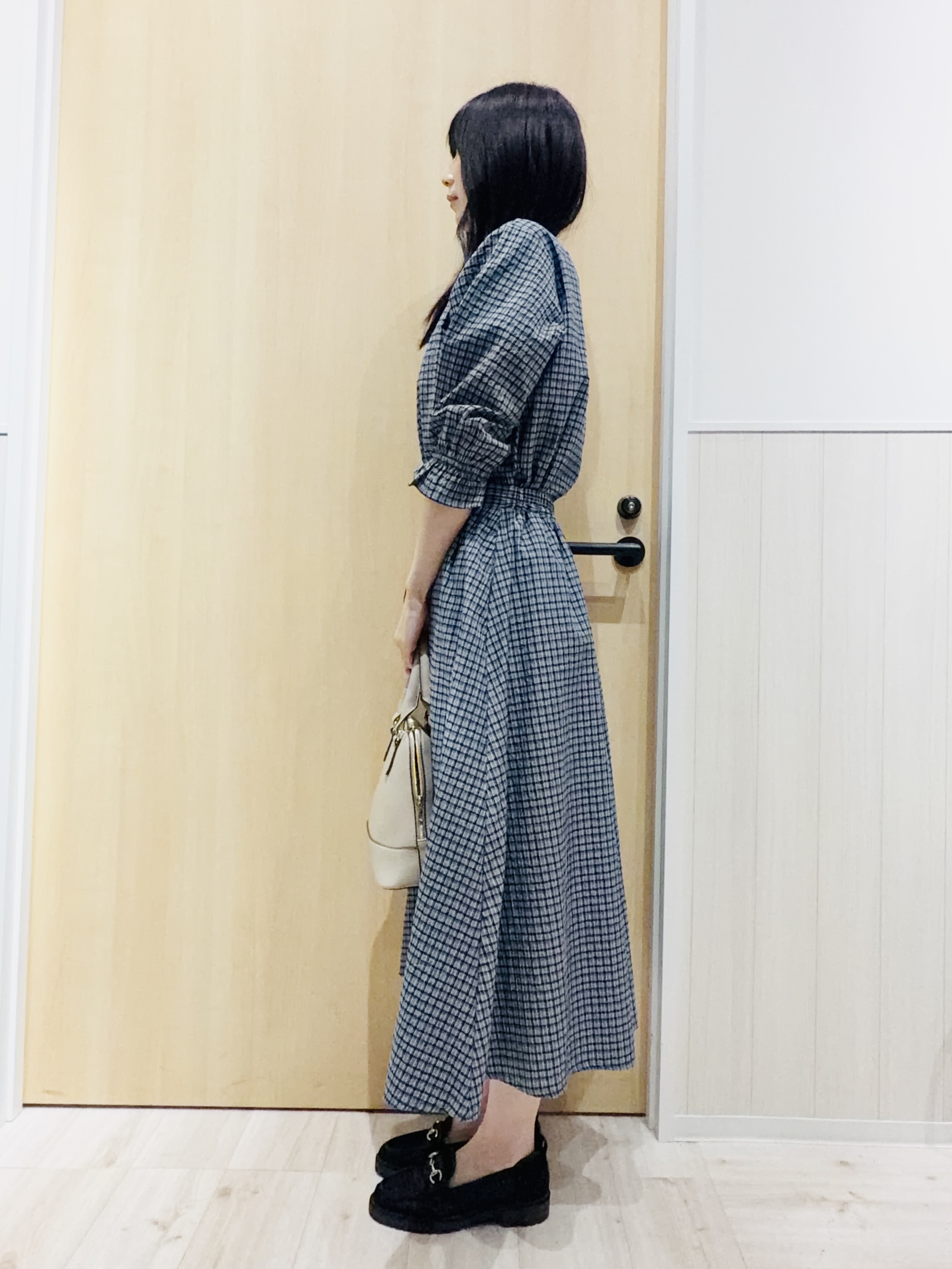 Naさんの「SHOO･LA･RUE｜【セットアップ可/洗濯機可/S-LL】軽やかに揺れる サッカーチェック フレアスカート」を使ったコーディネート