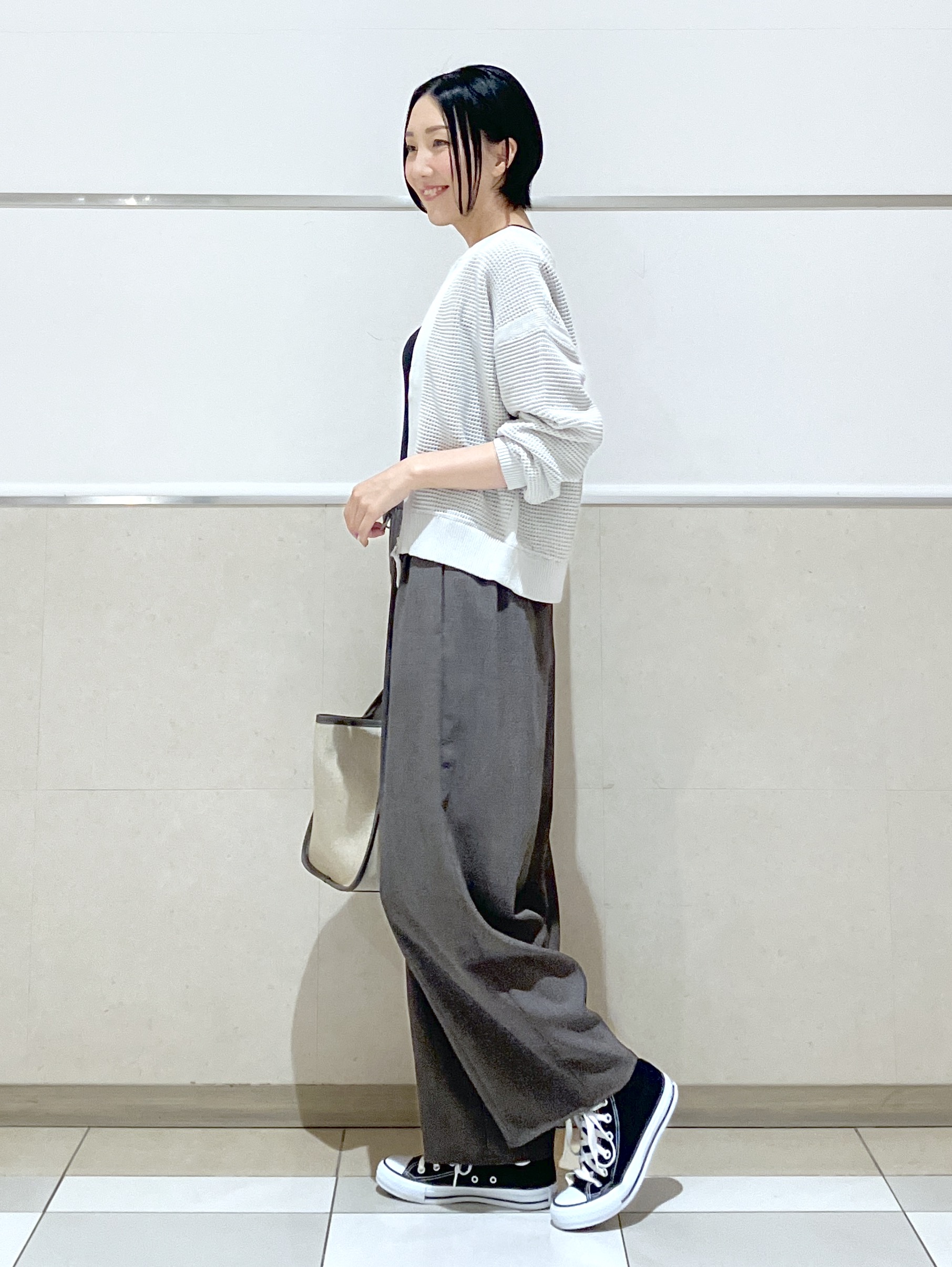 eriko さんの「Dessin｜【洗える】コットンメッシュニットカーディガン」を使ったコーディネート