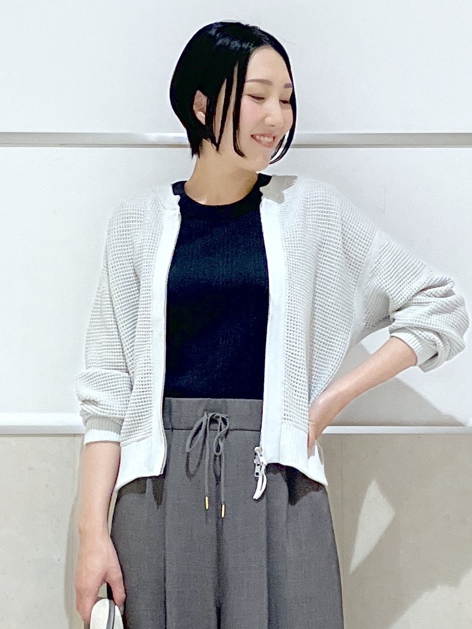 eriko さんの「Dessin｜【洗える】コットンメッシュニットカーディガン」を使ったコーディネート