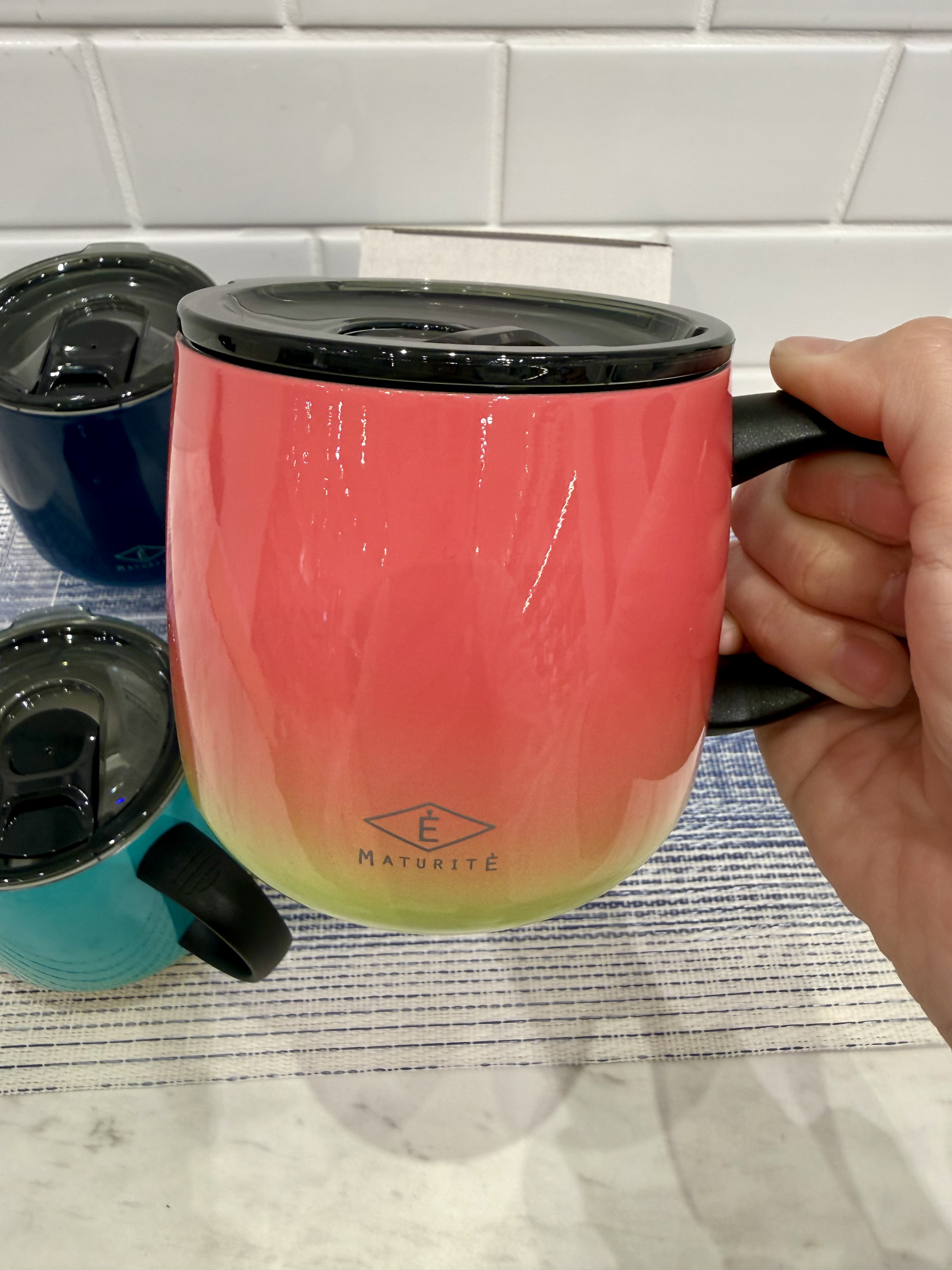 きのこさんの「212 KITCHEN STORE｜オーチャード蓋つきステンレスマグ Apricot」を使ったコーディネート