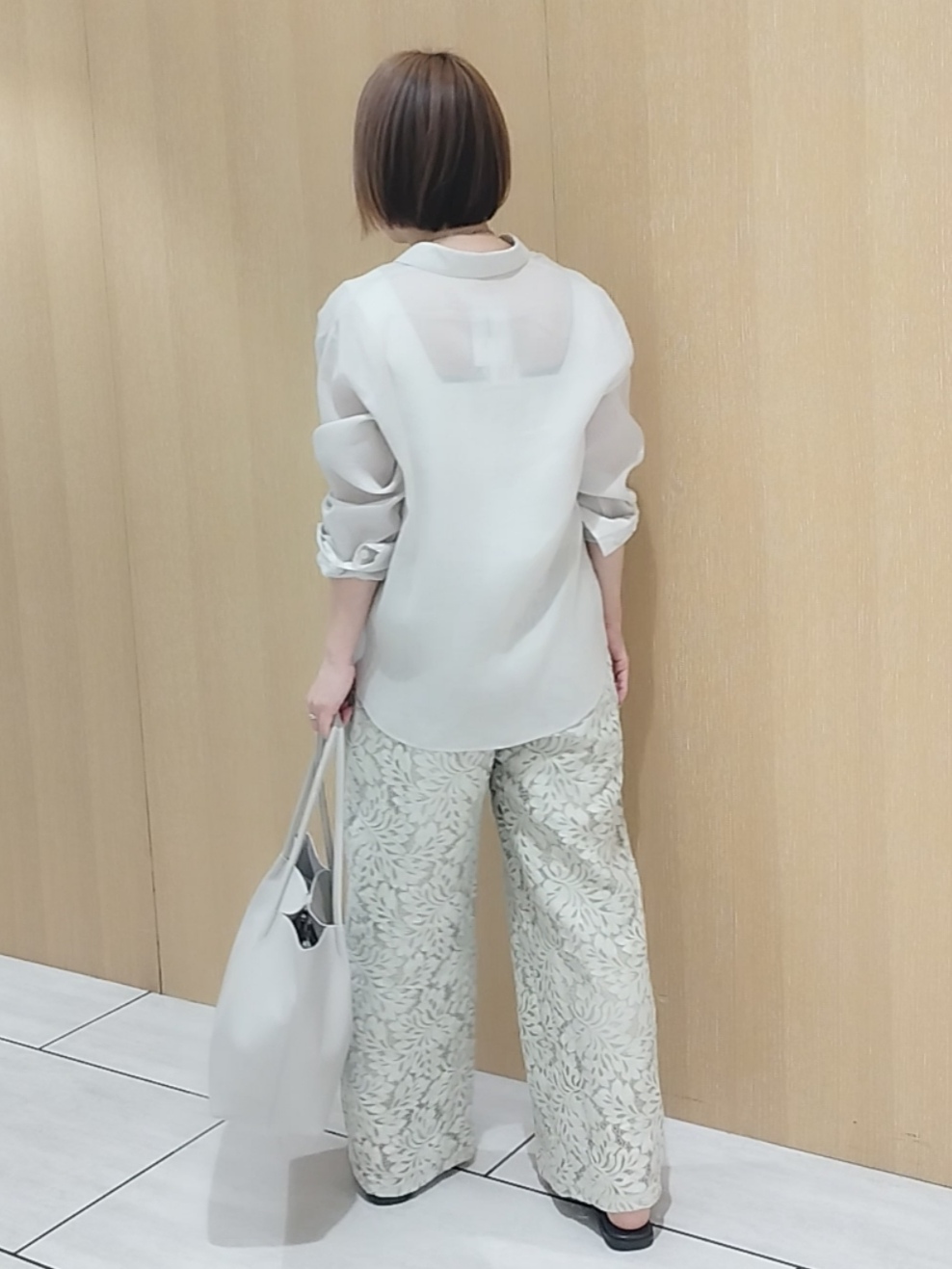 s u g iさんの「UNTITLED｜【接触冷感】ドライタッチシャツ」を使ったコーディネート