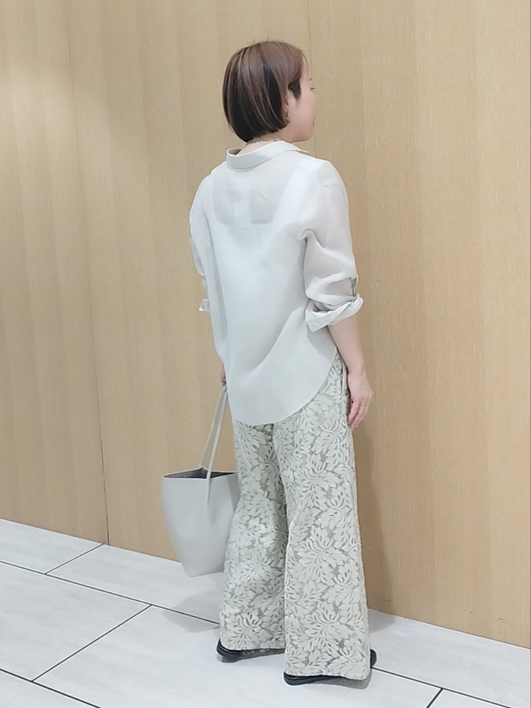 s u g iさんの「UNTITLED｜【接触冷感】ドライタッチシャツ」を使ったコーディネート