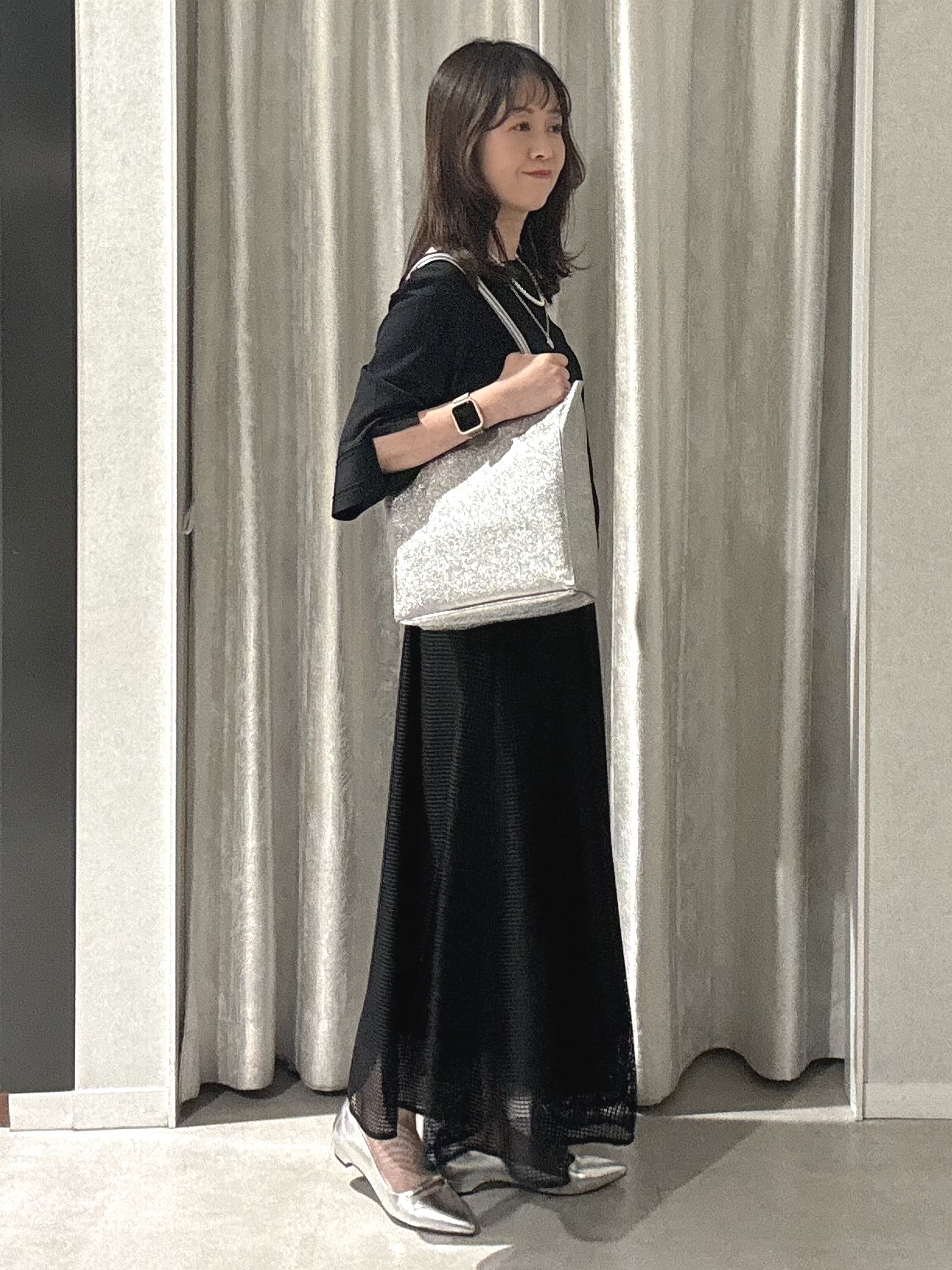 makiさんの「UNTITLED｜【洗える/清涼感】袖スリットニットプルオーバー」を使ったコーディネート