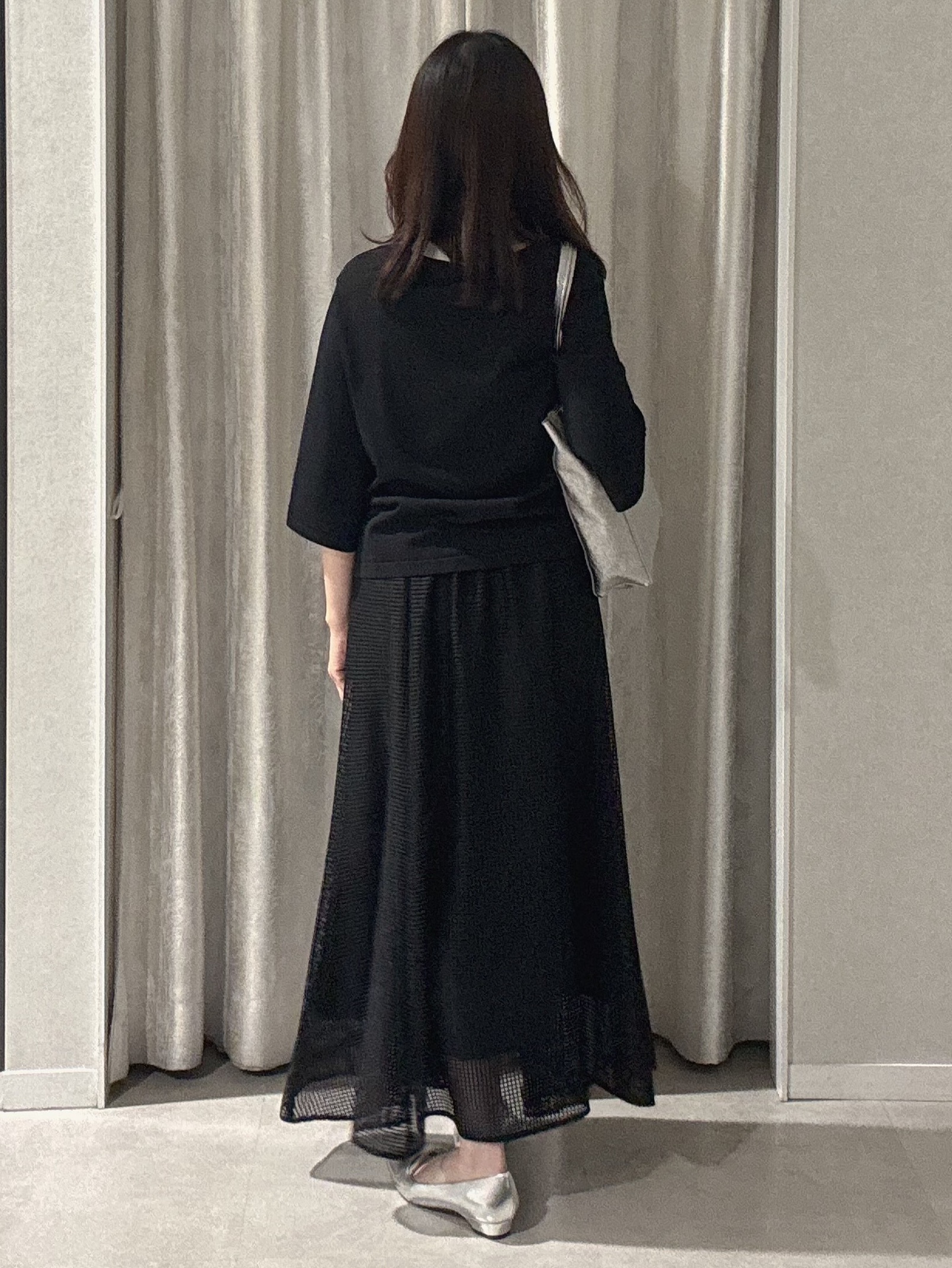 makiさんの「UNTITLED｜【洗える/清涼感】袖スリットニットプルオーバー」を使ったコーディネート