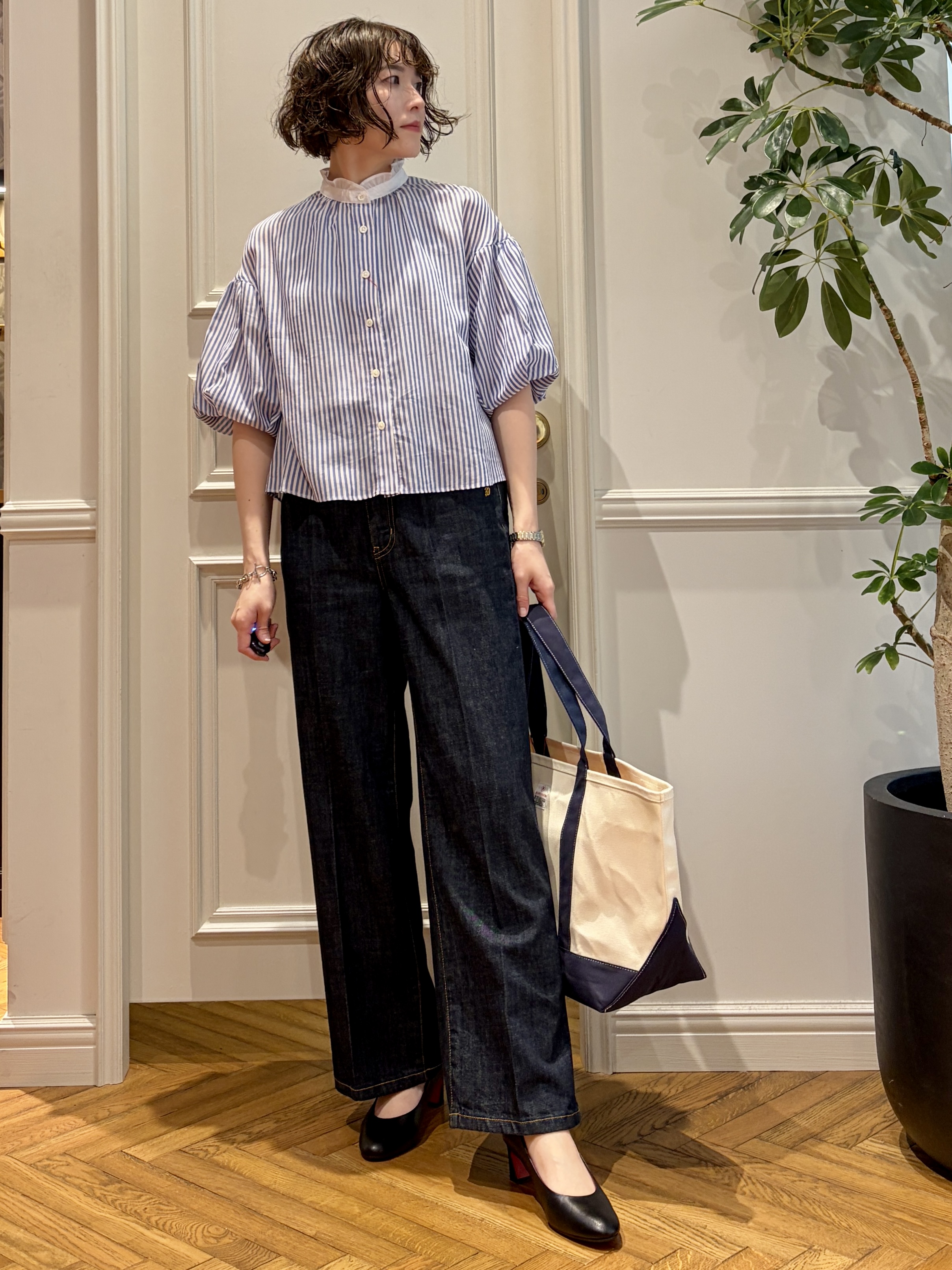 nakaoさんの「DRESSTERIOR｜◆【otonaMUSE5月号掲載/ウォッシャブル】ロンドンストライプクレリックブラウス」を使ったコーディネート