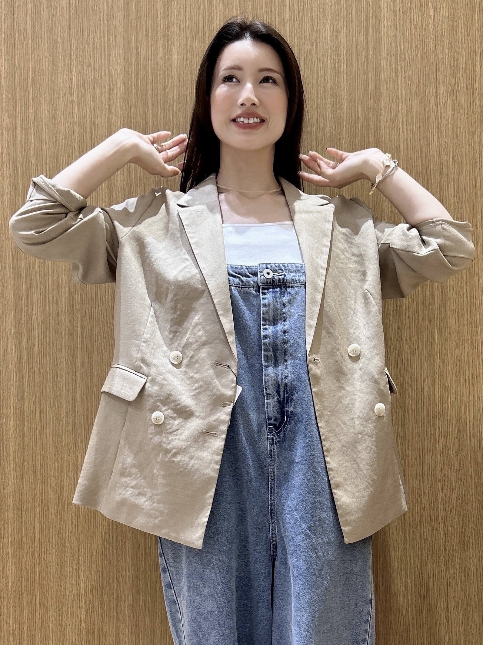 maiさんの「OPAQUE.CLIP｜【UV／接触冷感】ダブルブレストジャケット《防シワ加工／洗える》」を使ったコーディネート