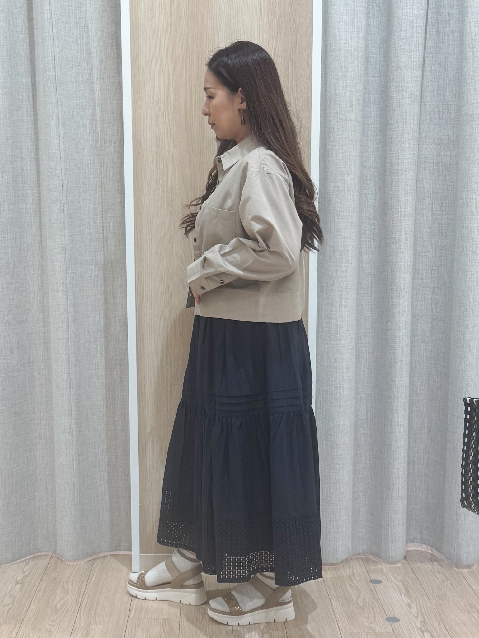 sachiさんの「grove｜【イージーケア】麻混クロップドシャツ」を使ったコーディネート