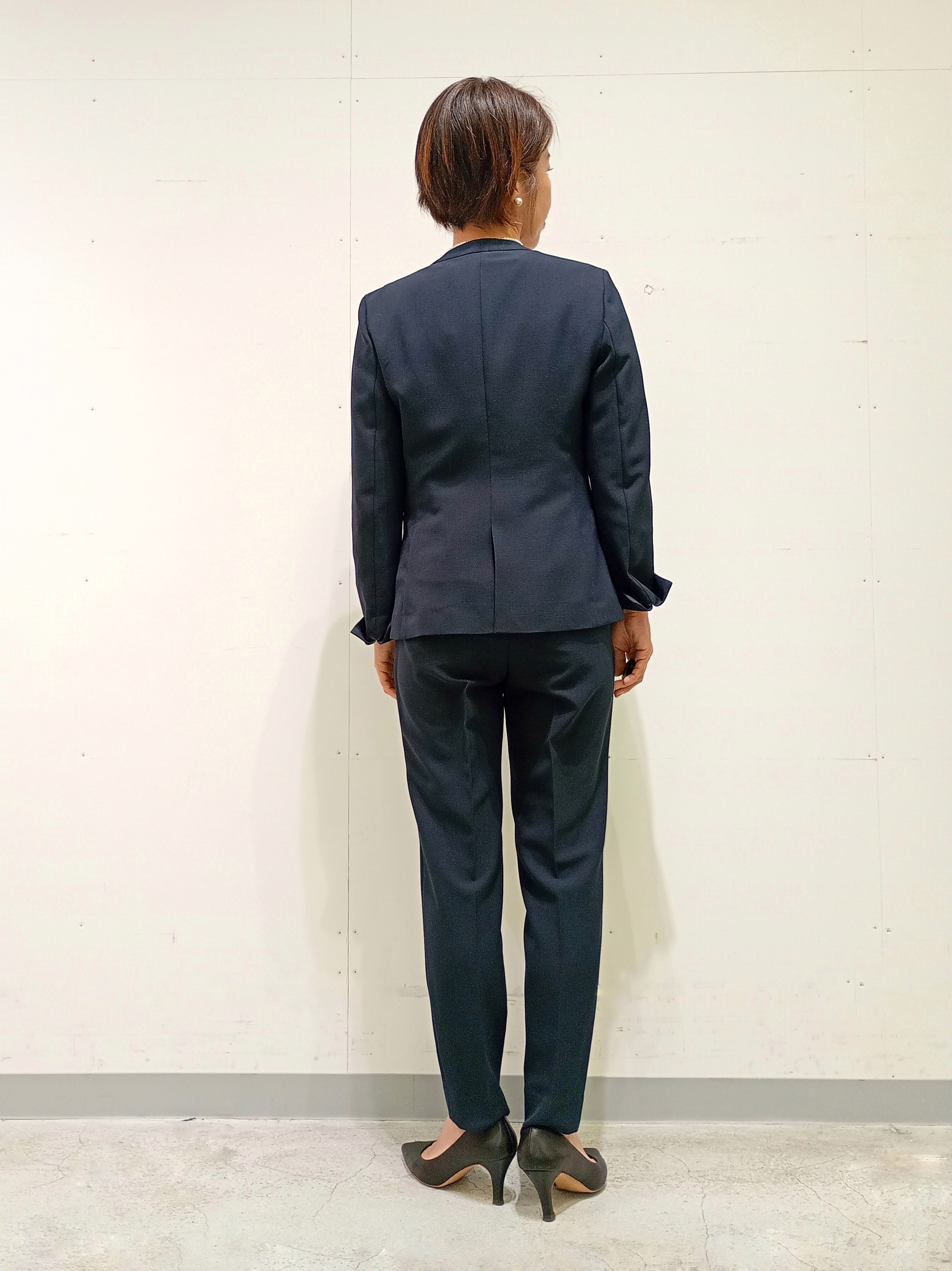 Kさんの「INDIVI｜【定番スーツ／UVケア／洗える】ウール調ノーカラージャケット」を使ったコーディネート