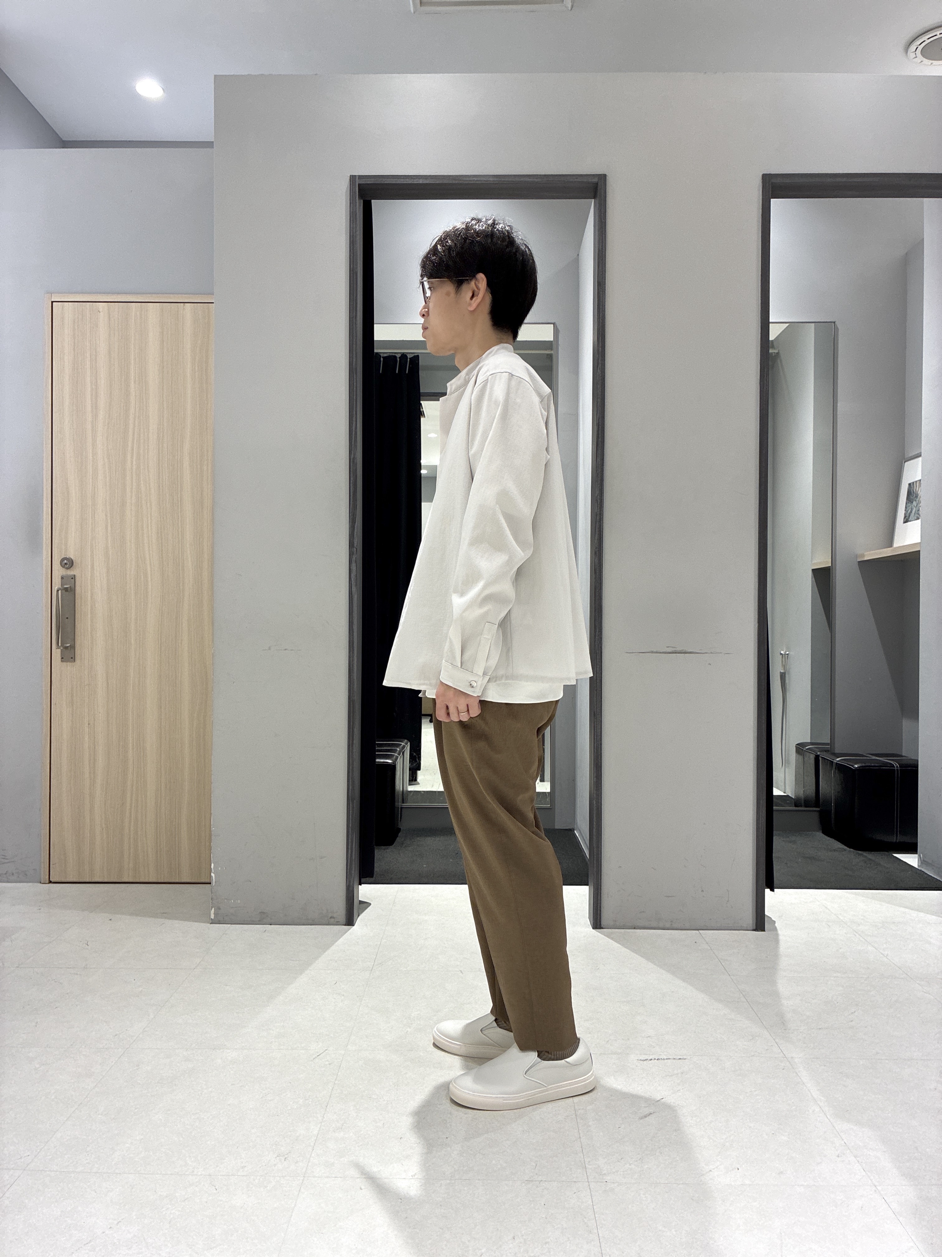 わいずみさんの「TAKEO KIKUCHI｜【撥水・洗える・シワになりにくい】 リランチェ（R） シャツ」を使ったコーディネート