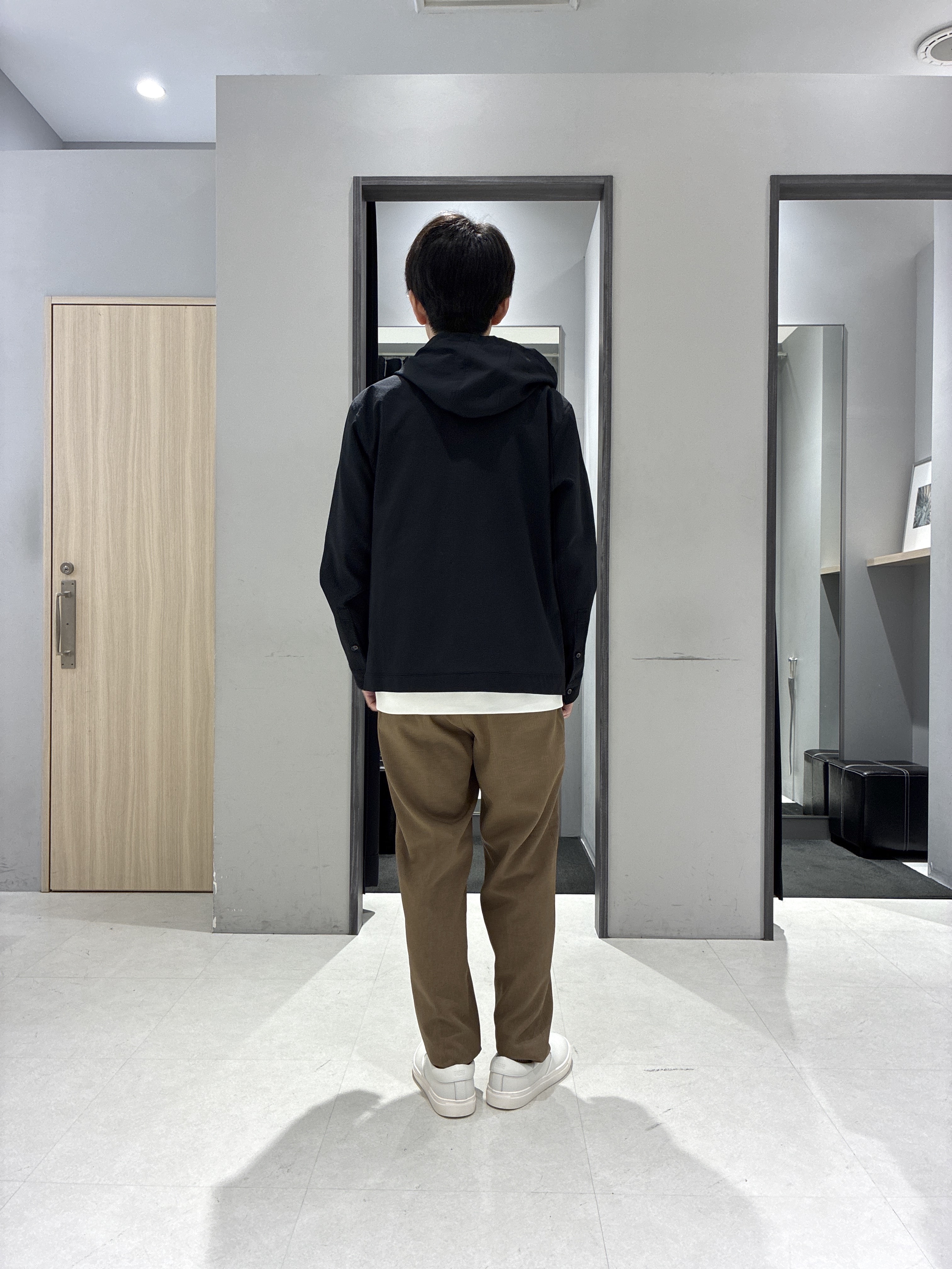 わいずみさんの「TAKEO KIKUCHI｜【撥水・洗える・シワになりにくい】 リランチェ（R） フードブルゾン」を使ったコーディネート