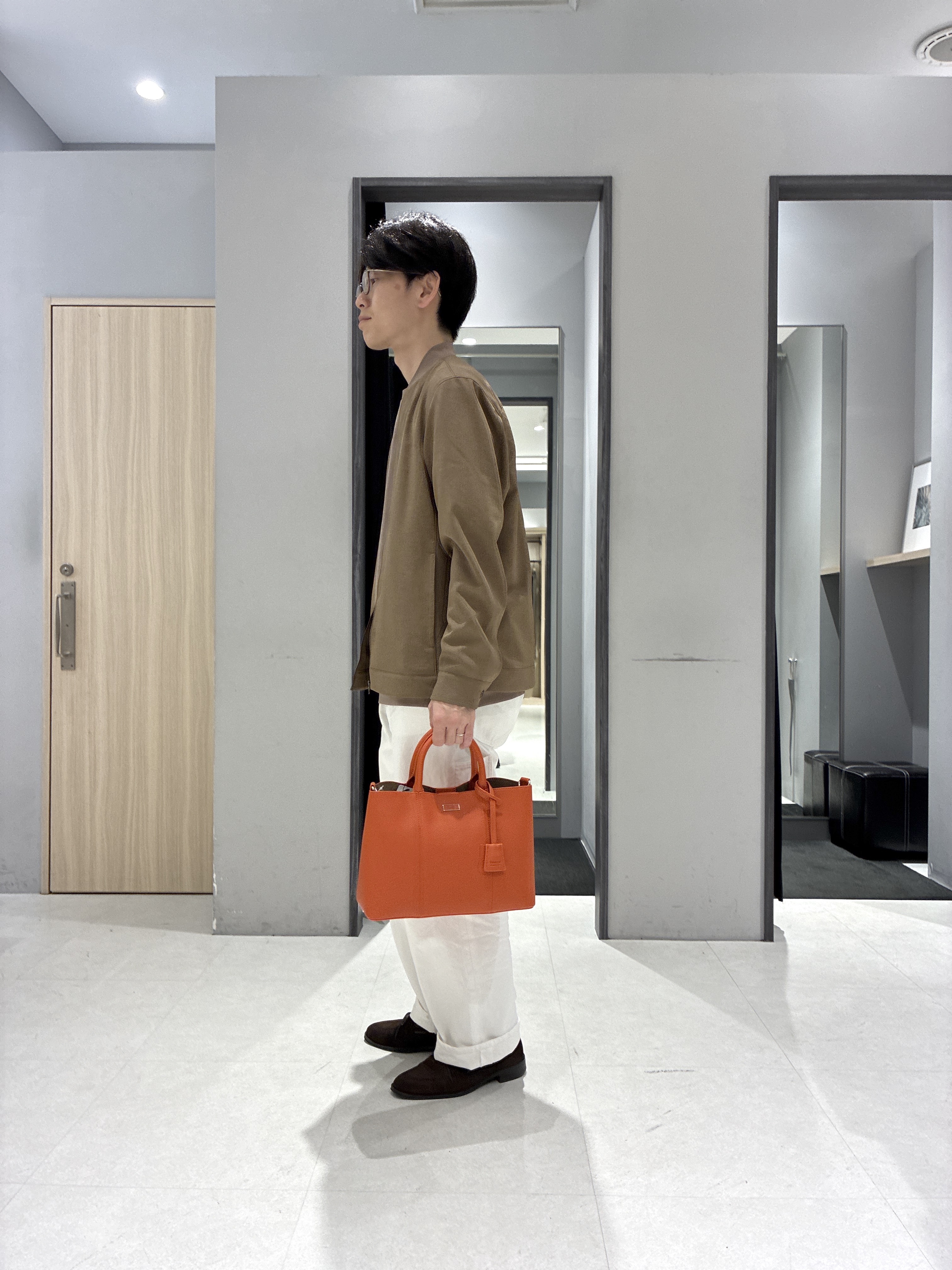 わいずみさんの「TAKEO KIKUCHI｜リネンライクカルゼ リブブルゾン」を使ったコーディネート