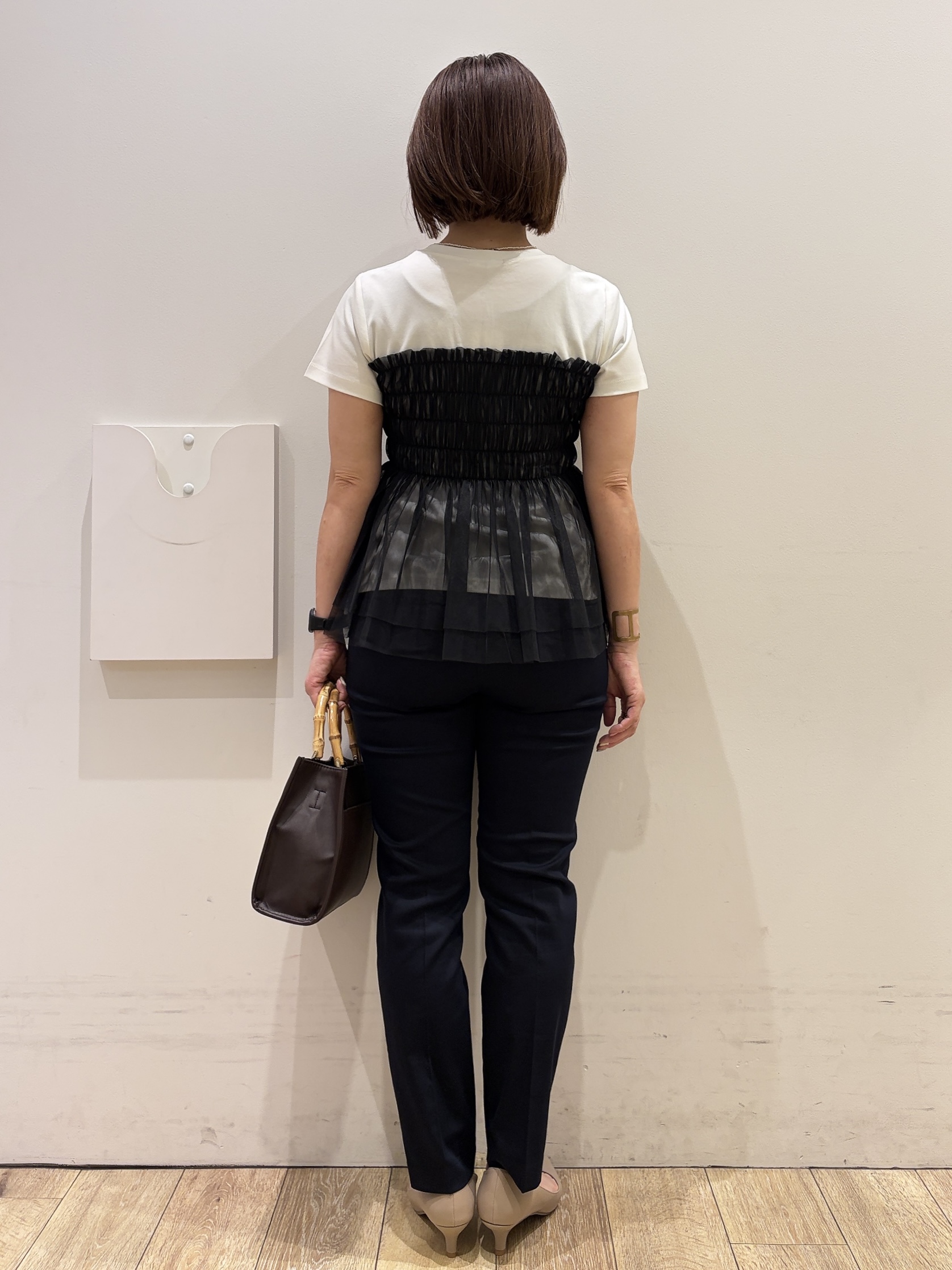 YUKOさんの「index｜チュールペプラムトップス【洗濯機OK／接触冷感／UVケア】」を使ったコーディネート