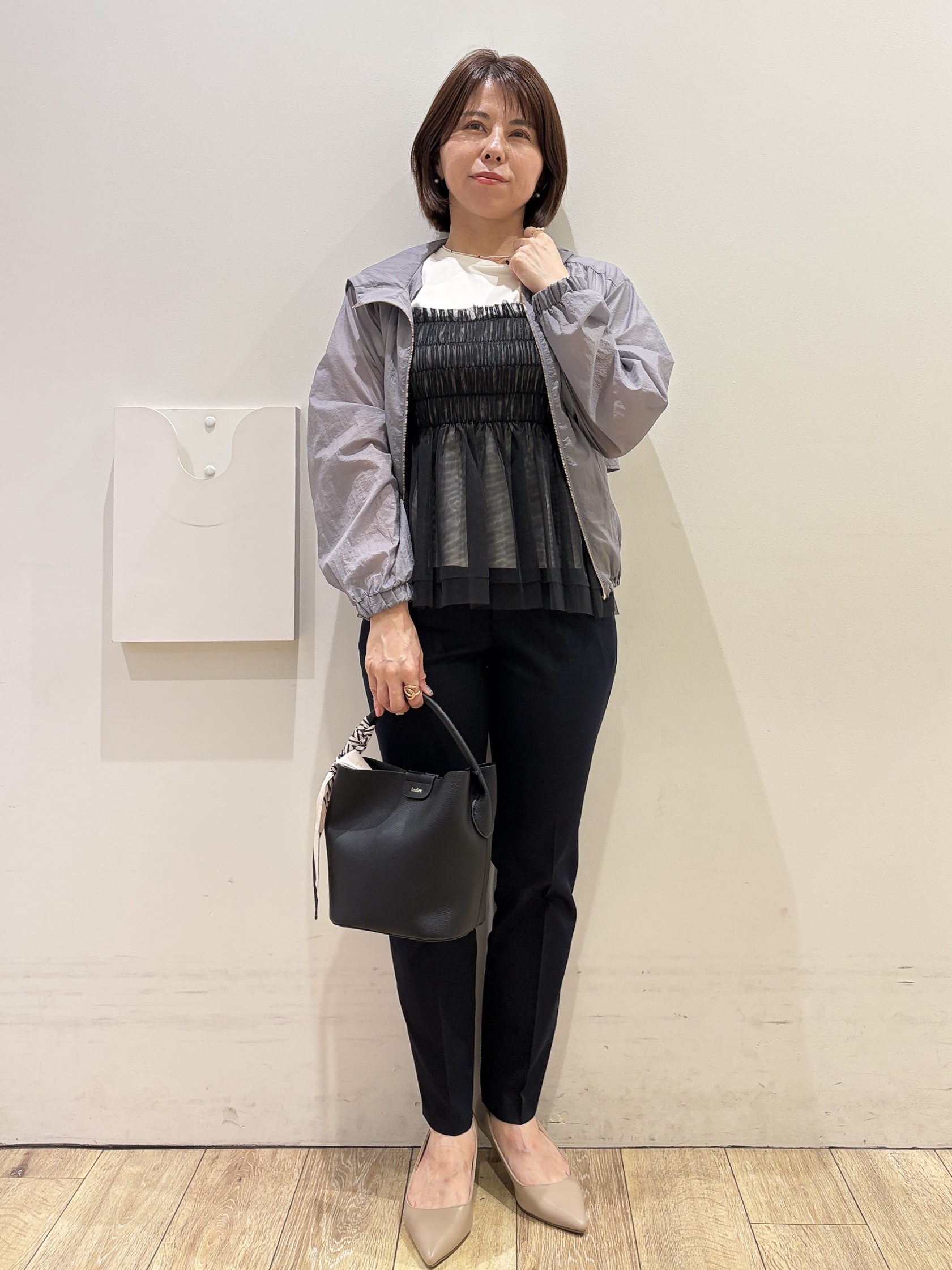 YUKOさんの「index｜チュールペプラムトップス【洗濯機OK／接触冷感／UVケア】」を使ったコーディネート
