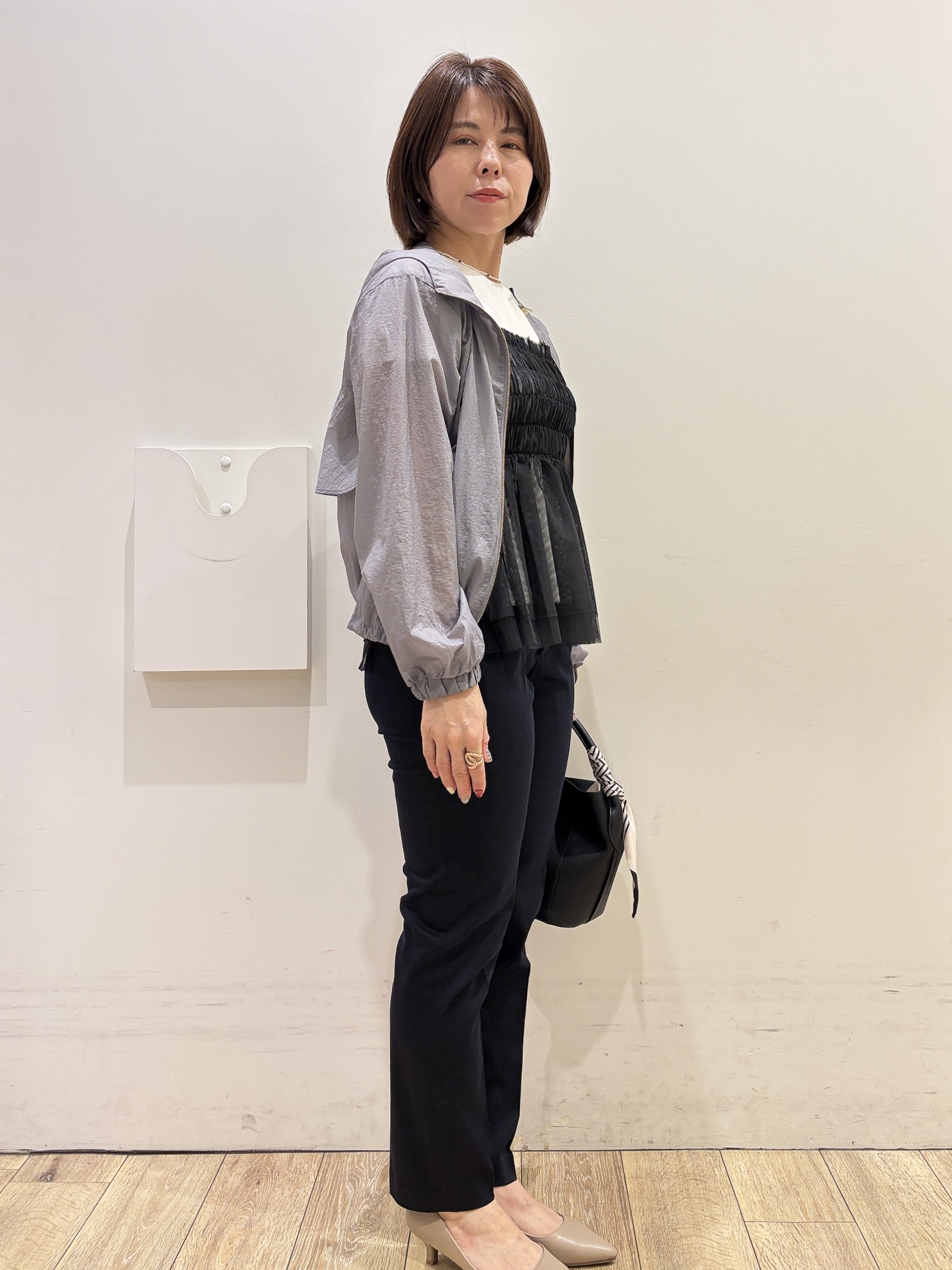 YUKOさんの「index｜チュールペプラムトップス【洗濯機OK／接触冷感／UVケア】」を使ったコーディネート