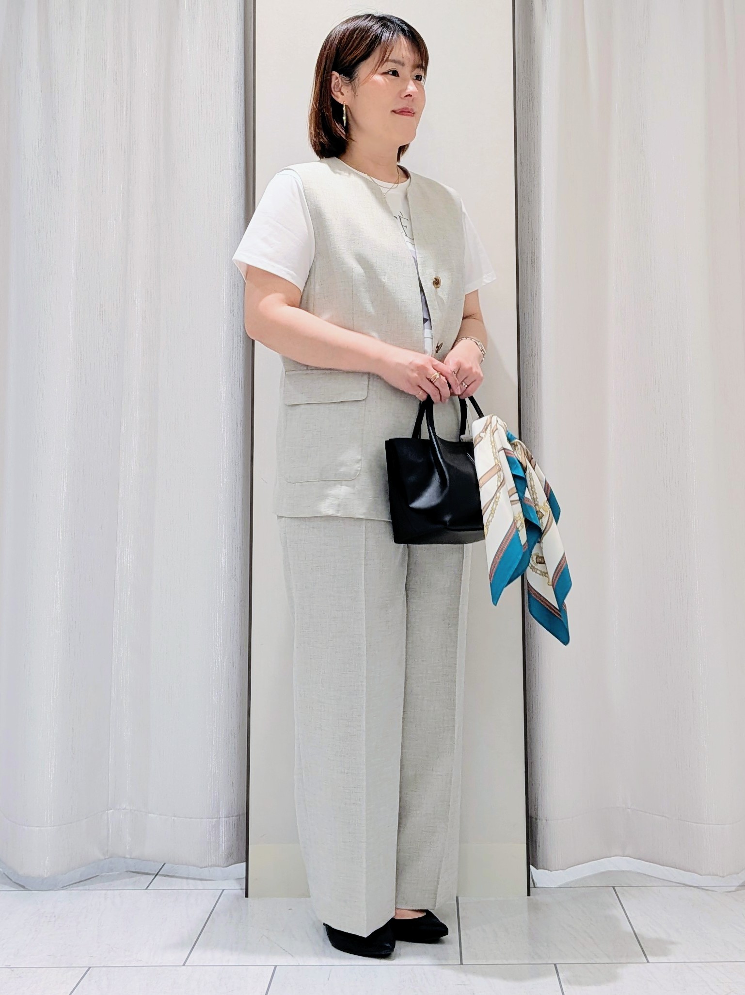 Onumaさんの「UNTITLED｜◆【さらりと快適/セットアップ可/UV/接触冷感】スラブカラーレスジャケット」を使ったコーディネート