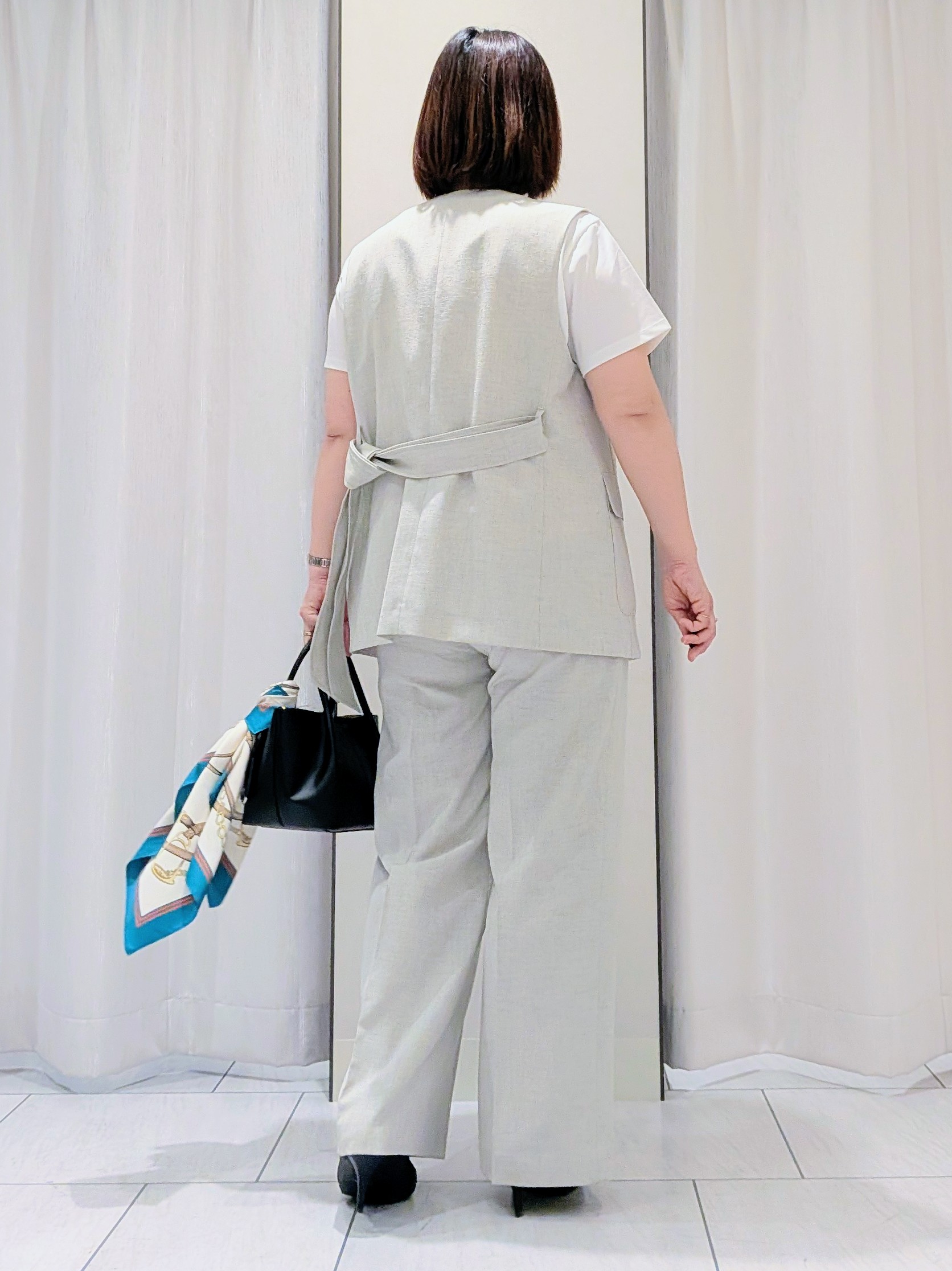 Onumaさんの「UNTITLED｜◆【さらりと快適/セットアップ可/UV/接触冷感】スラブカラーレスジャケット」を使ったコーディネート