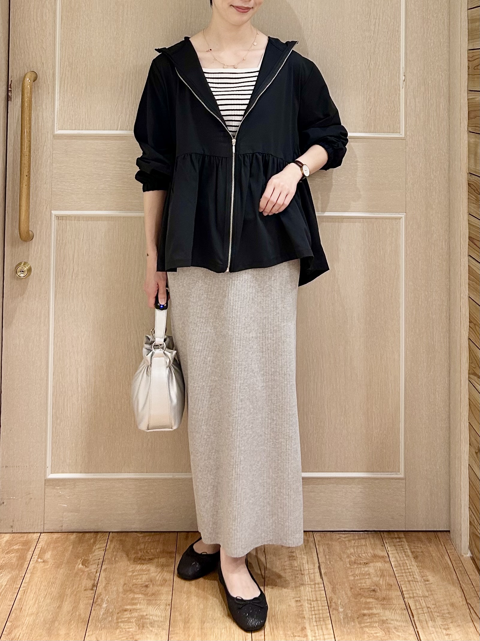 ちぐささんの「SHOO･LA･RUE｜【S-LL/体型カバー】日焼け対策にも女性らしさを UVカットペプラムパーカ」を使ったコーディネート