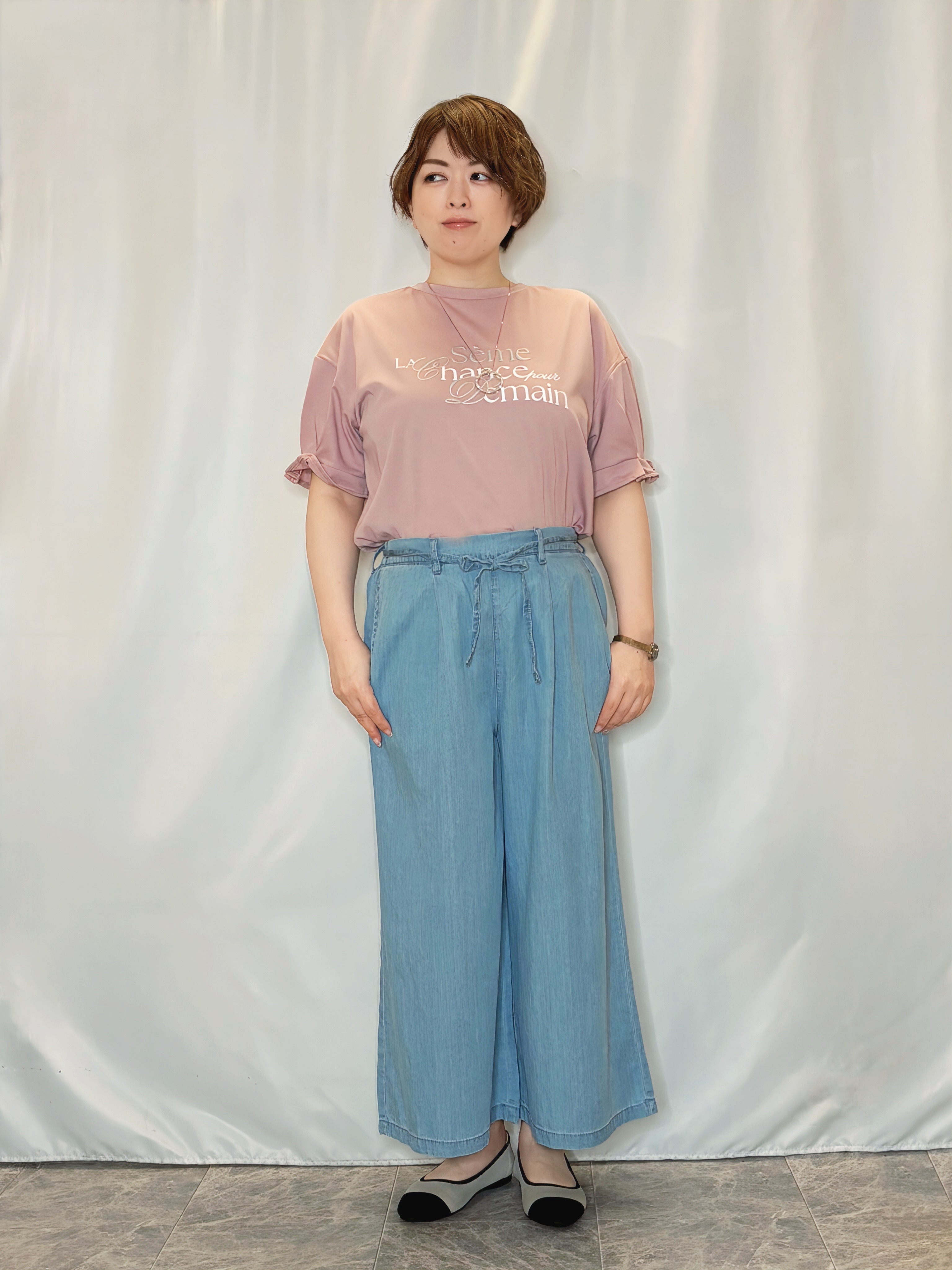 たみさんの「SHOO･LA･RUE｜【S-LL】サッと羽織れてきれい見え　フラップポケット ノーカラーブルゾン」を使ったコーディネート